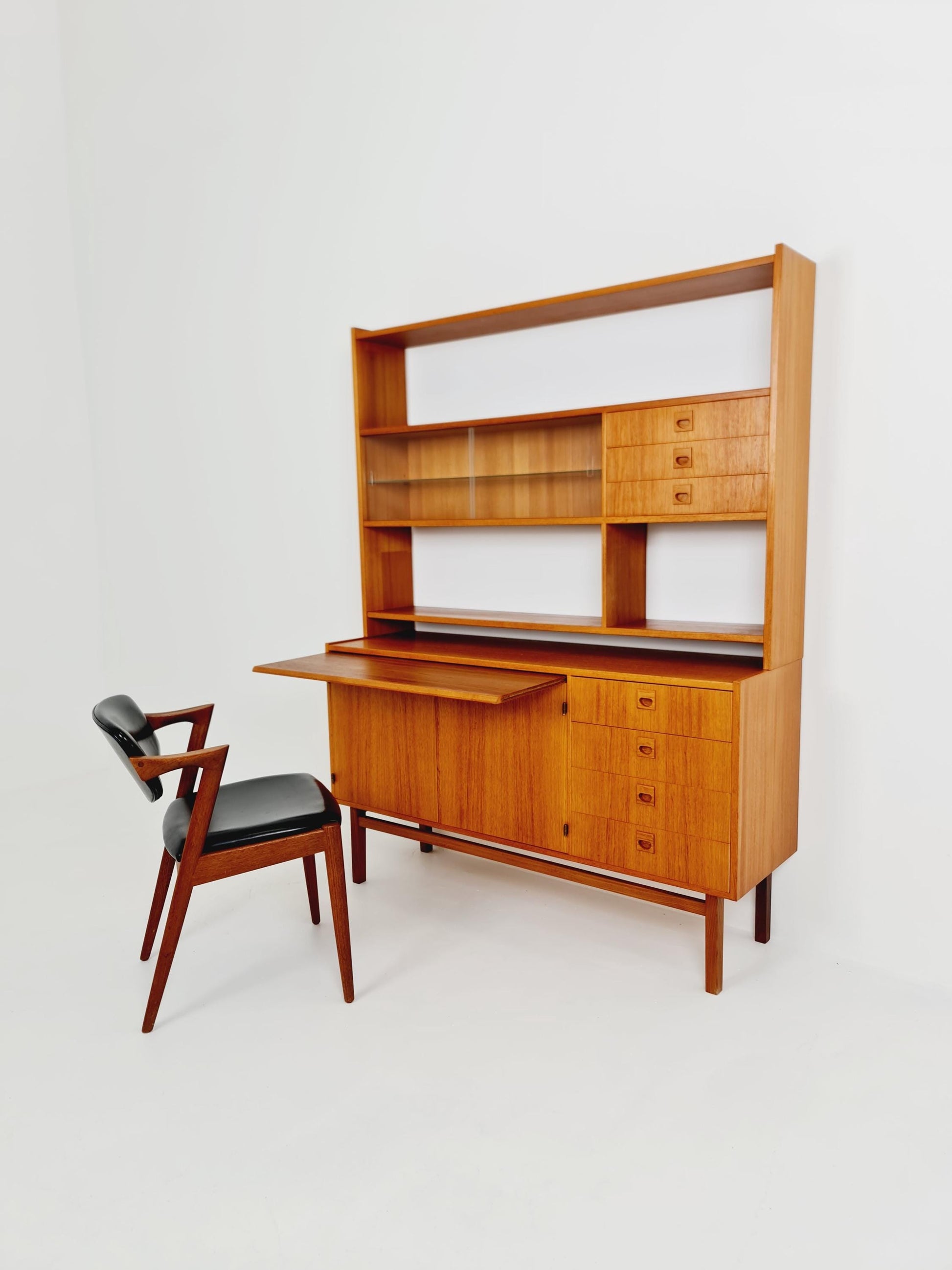 Danish freestanding vintage bookshelf system/ book case teak by Bengt Ruda, 1960s