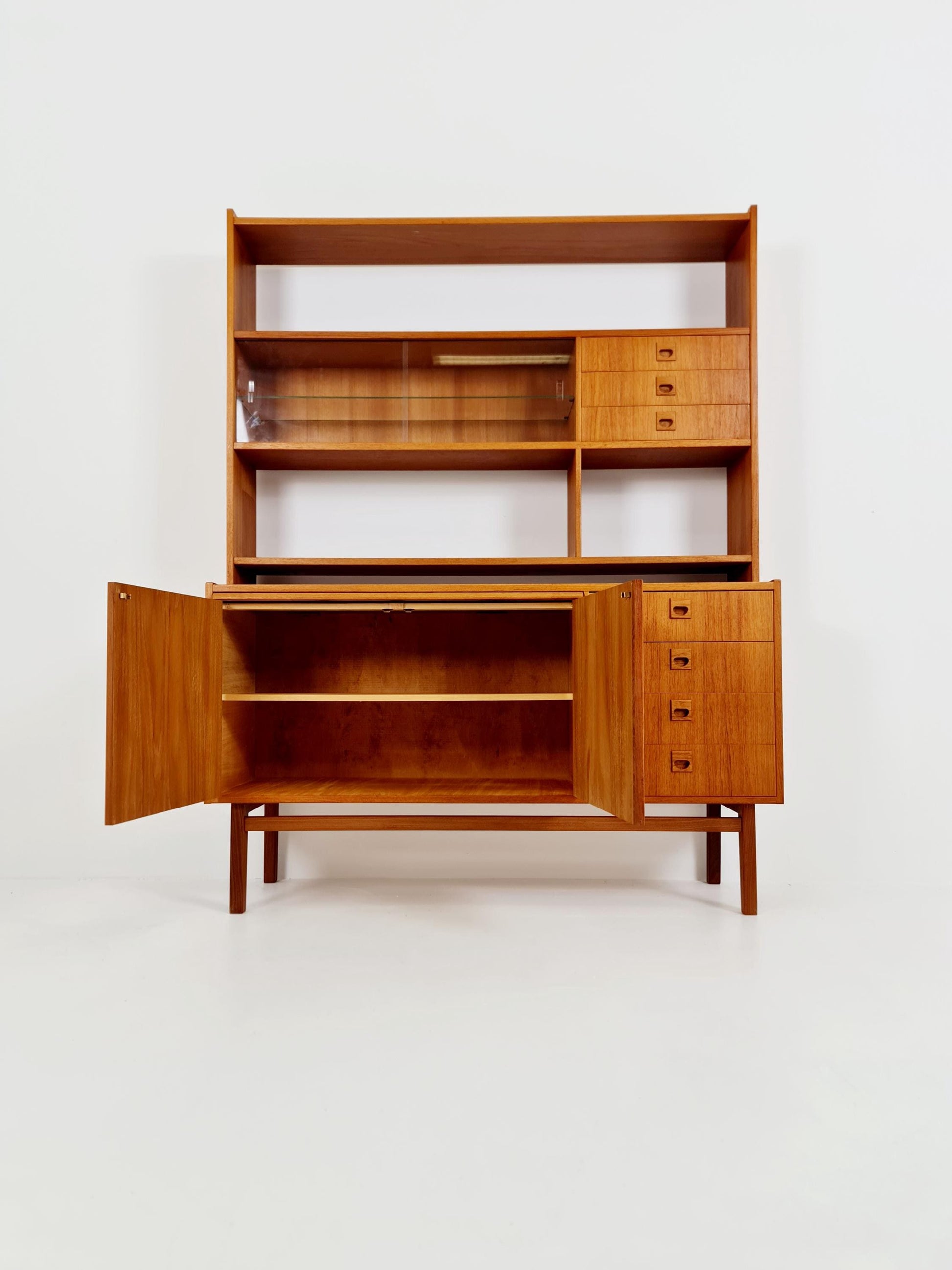 Danish freestanding vintage bookshelf system/ book case teak by Bengt Ruda, 1960s