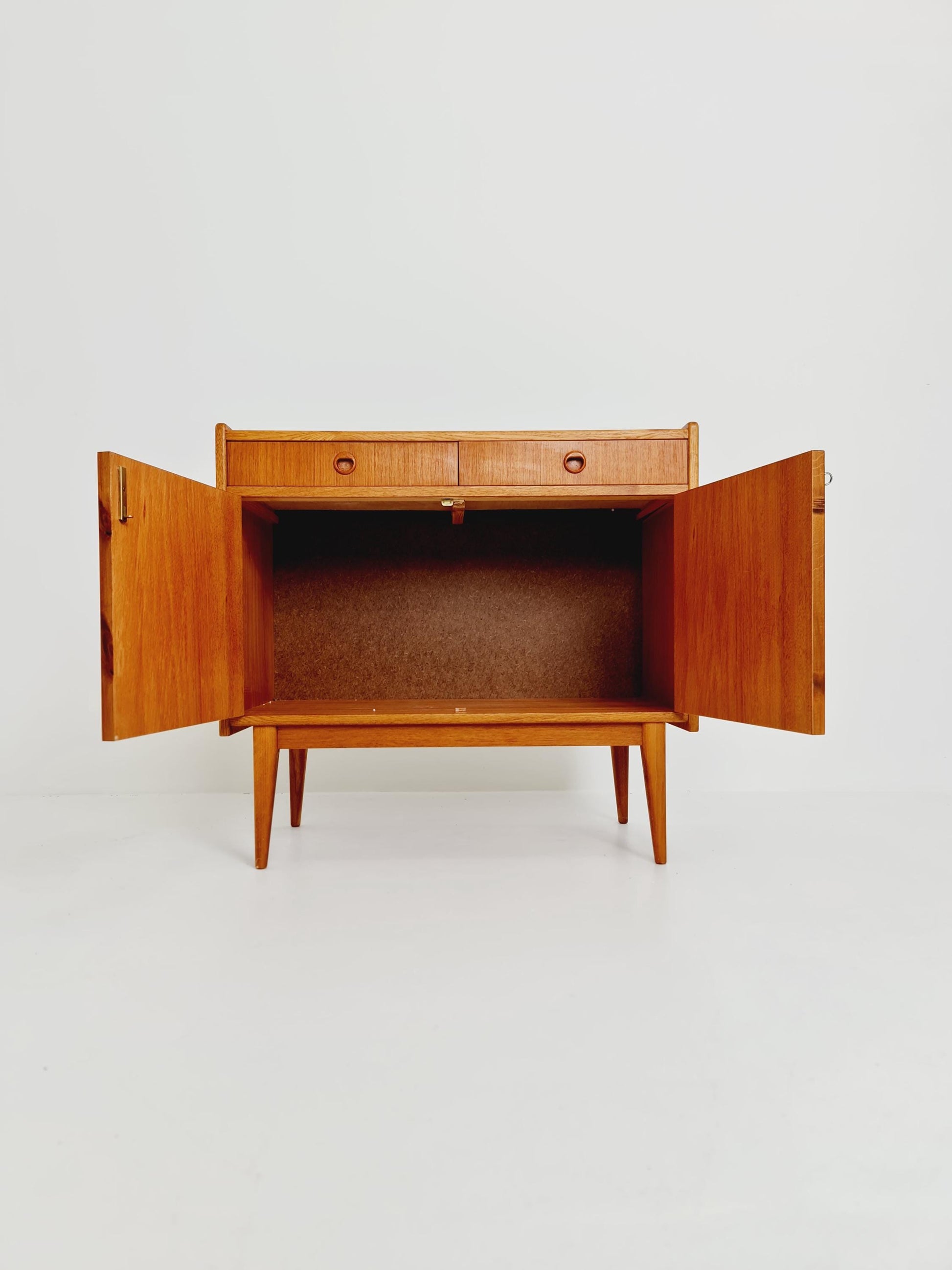 Mid Century Modern Swedish Teak sideboard by B. Fridhagen for Bodafors, 1964