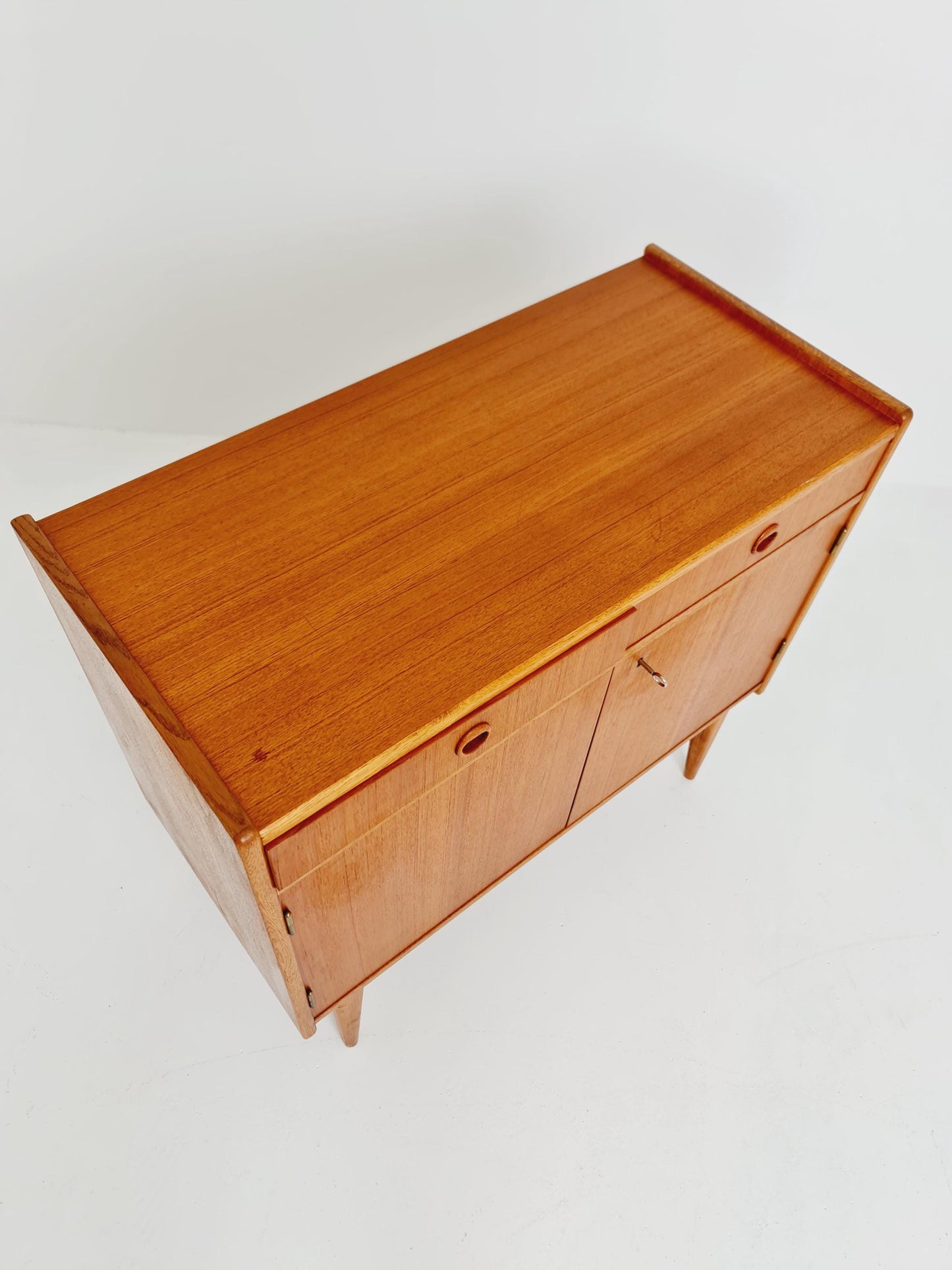 Mid Century Modern Swedish Teak sideboard by B. Fridhagen for Bodafors, 1964