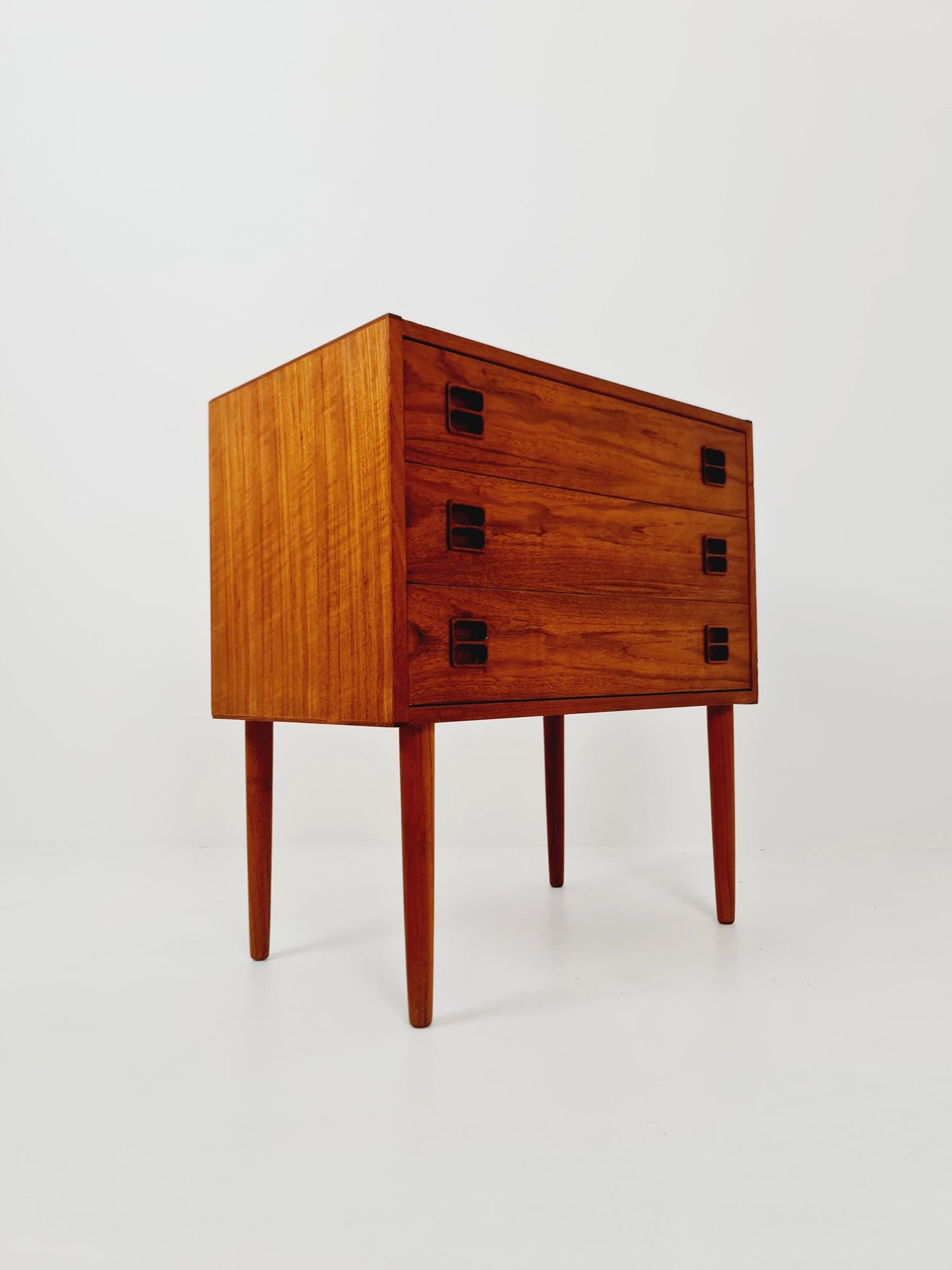 Midcentury danish drawer dresser /3 drawers 1960s