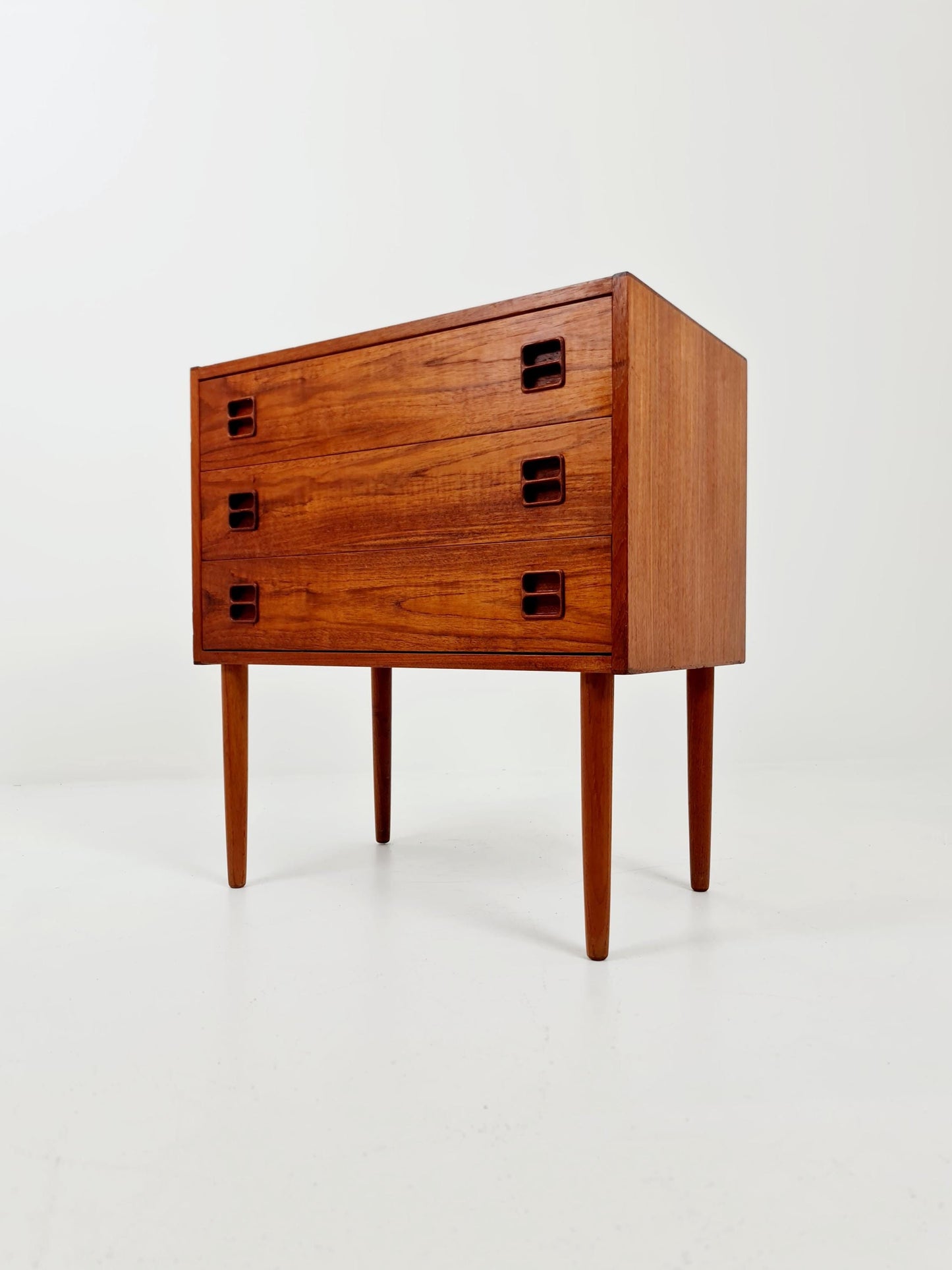 Midcentury danish drawer dresser /3 drawers 1960s
