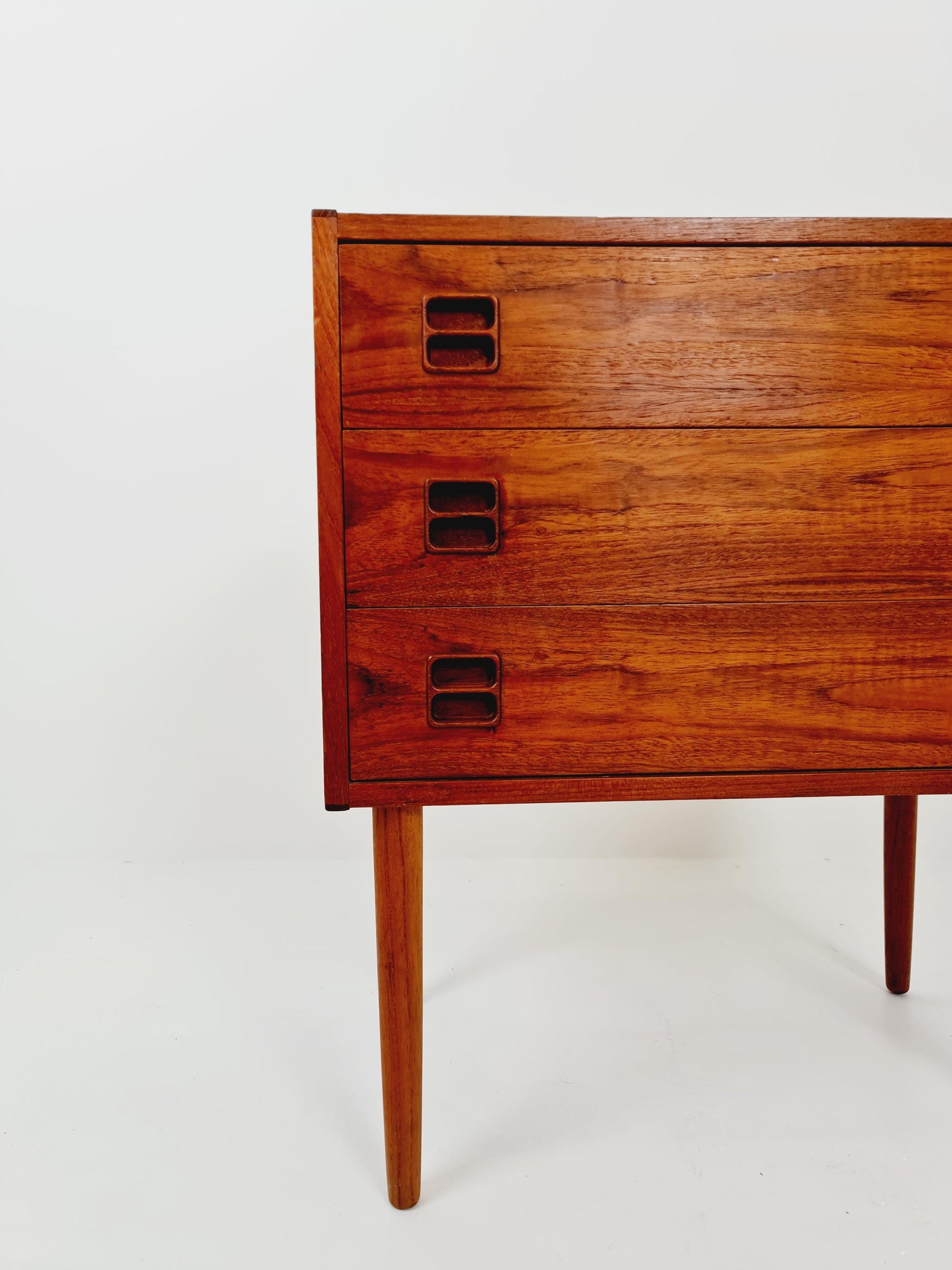 Midcentury danish drawer dresser /3 drawers 1960s