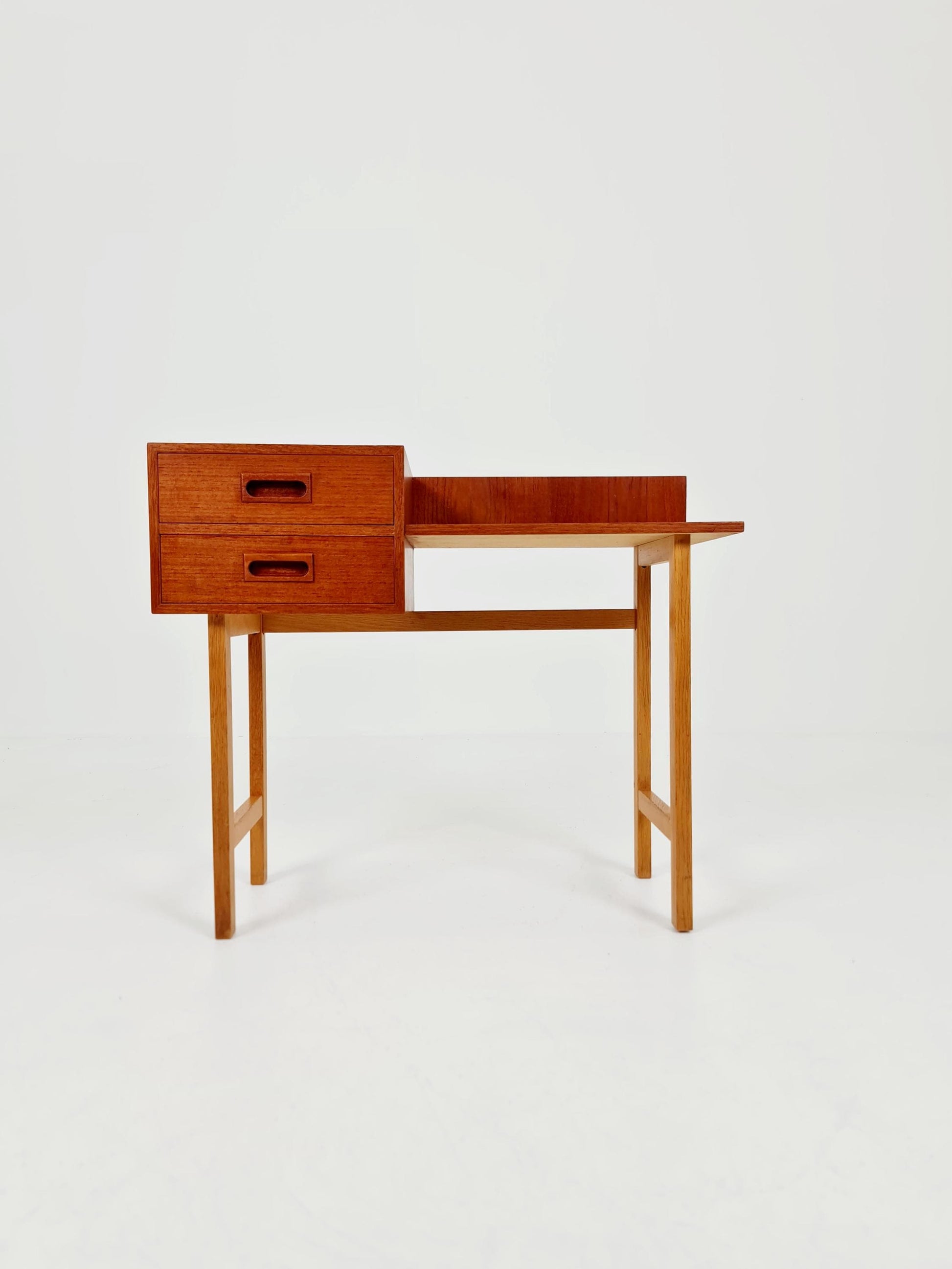 Midcentury Scandinavian Teak vintage Side table/ hallway/ Night stand, 1960s