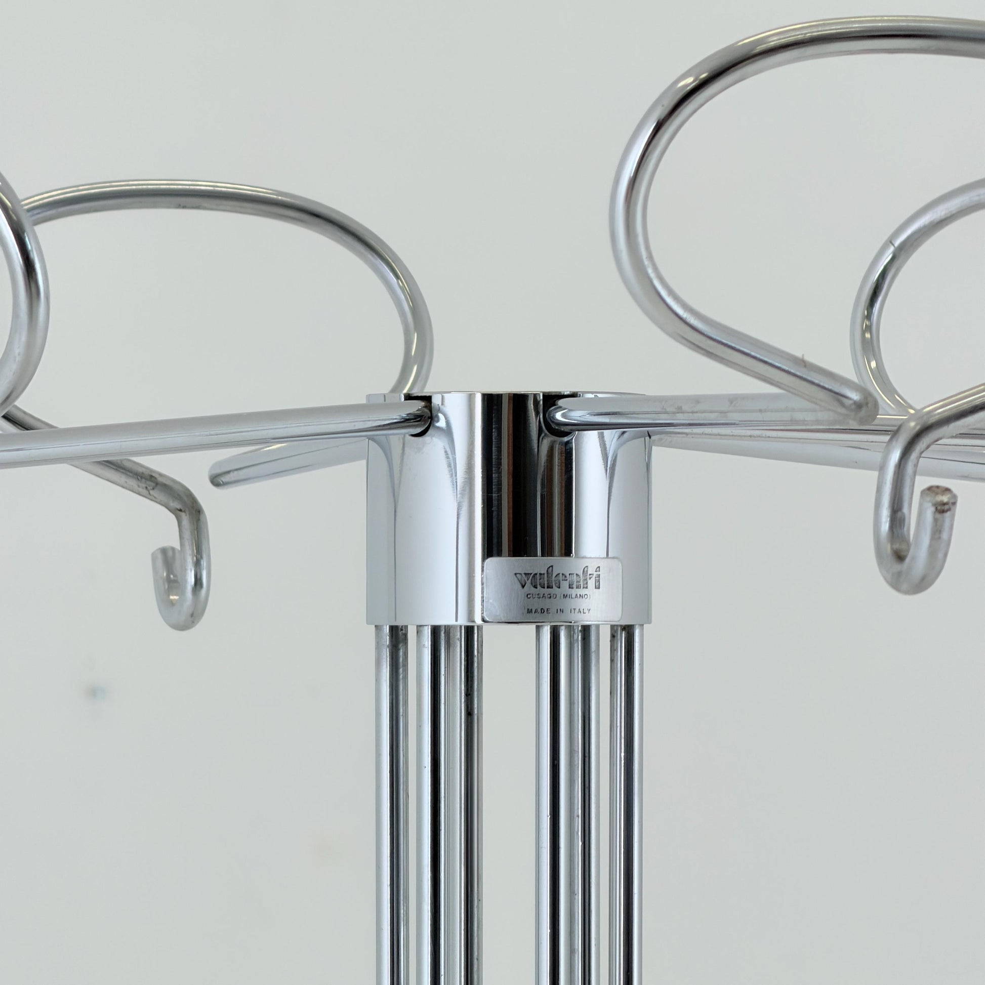Mid-Century Bauhaus Coat Rack by Isao Hosoe for Valenti Cusago Milano, 1980s Italy