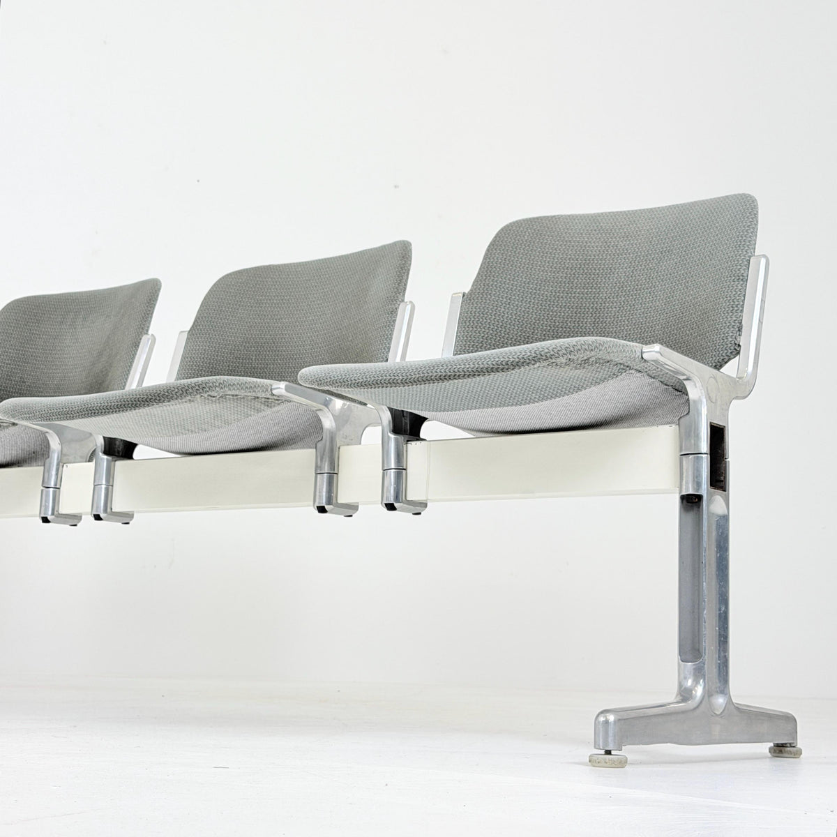 Rare Mid century Giancarlo Piretti Axis 3000 5-Seater Bench for Anonima Castelli, Italy, 1970s