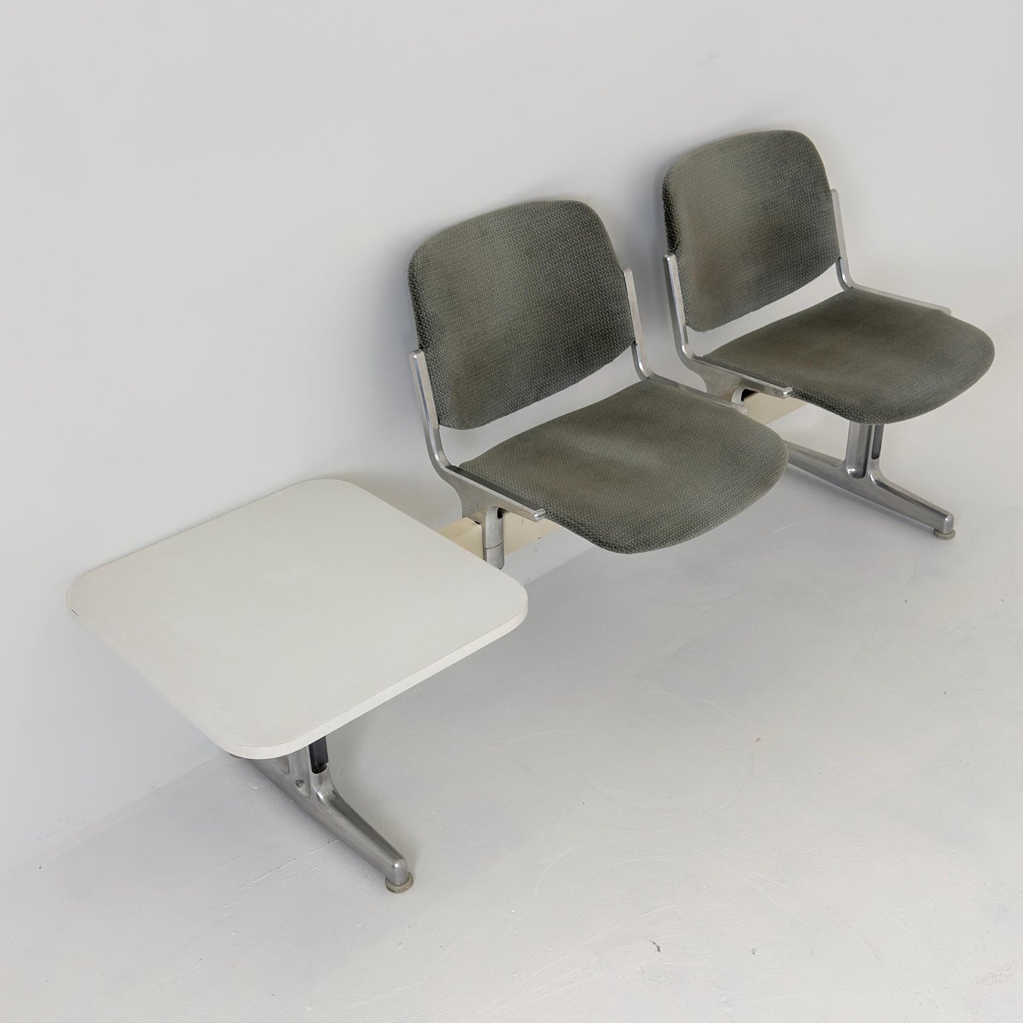 Rare Mid century Giancarlo Piretti Axis 3000 2-Seater Bench with side Table for Anonima Castelli, Italy, 1970s