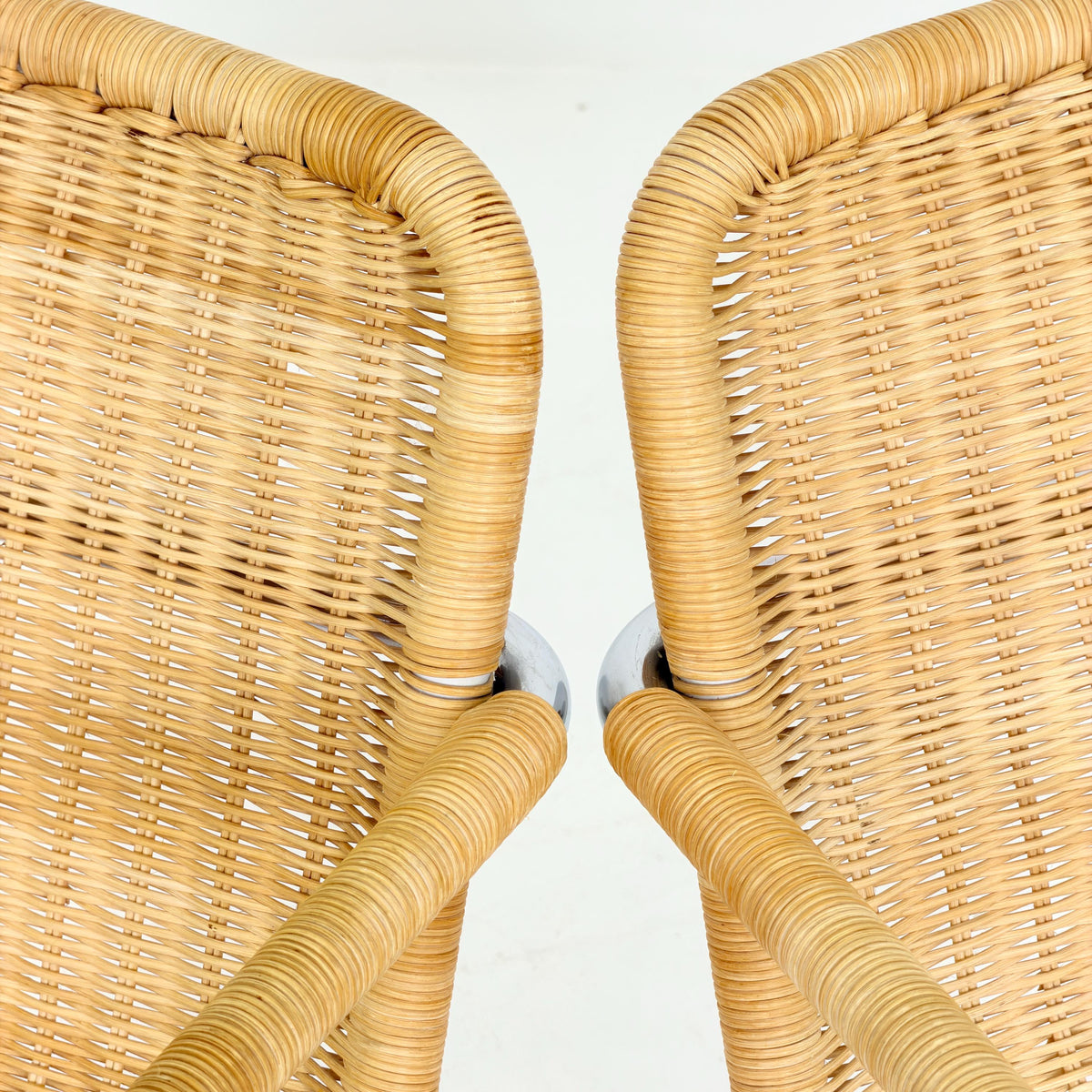 Set of 2 Mid Century Modern D41 Bauhaus Armchairs | Anton Lorenz Design | Natural Wicker & Chrome | for Tecta Germany 1980s