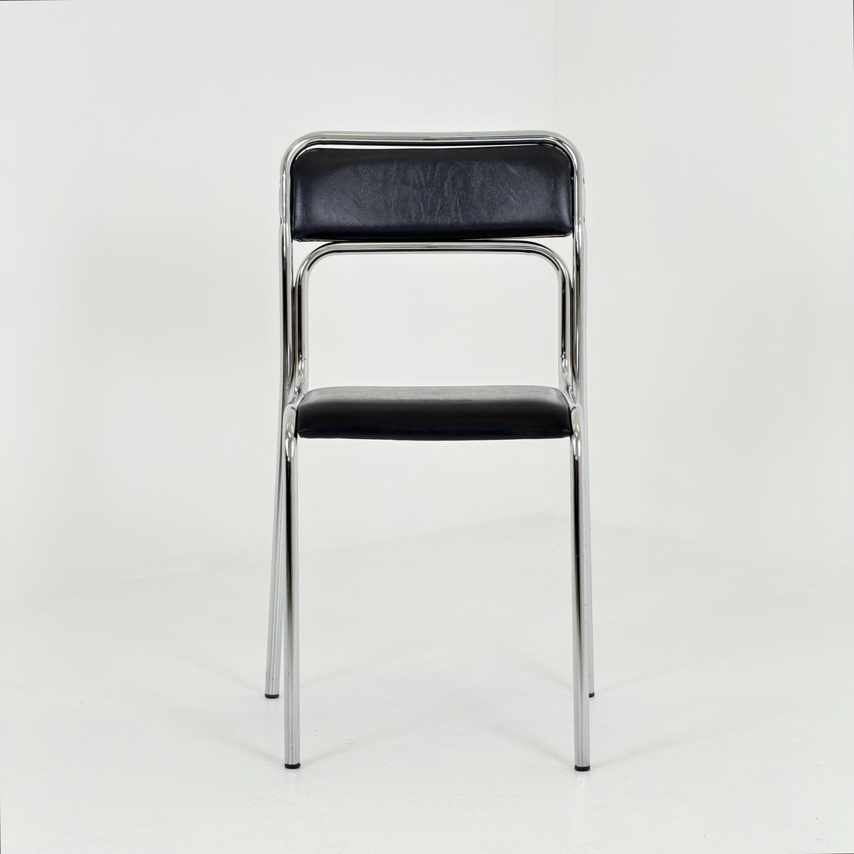 Set of 4 Mid Century Bauhaus minimalistic Tubular Chairs | Black Faux Leather | Minimalist Stackable Chair | 1980s Italy