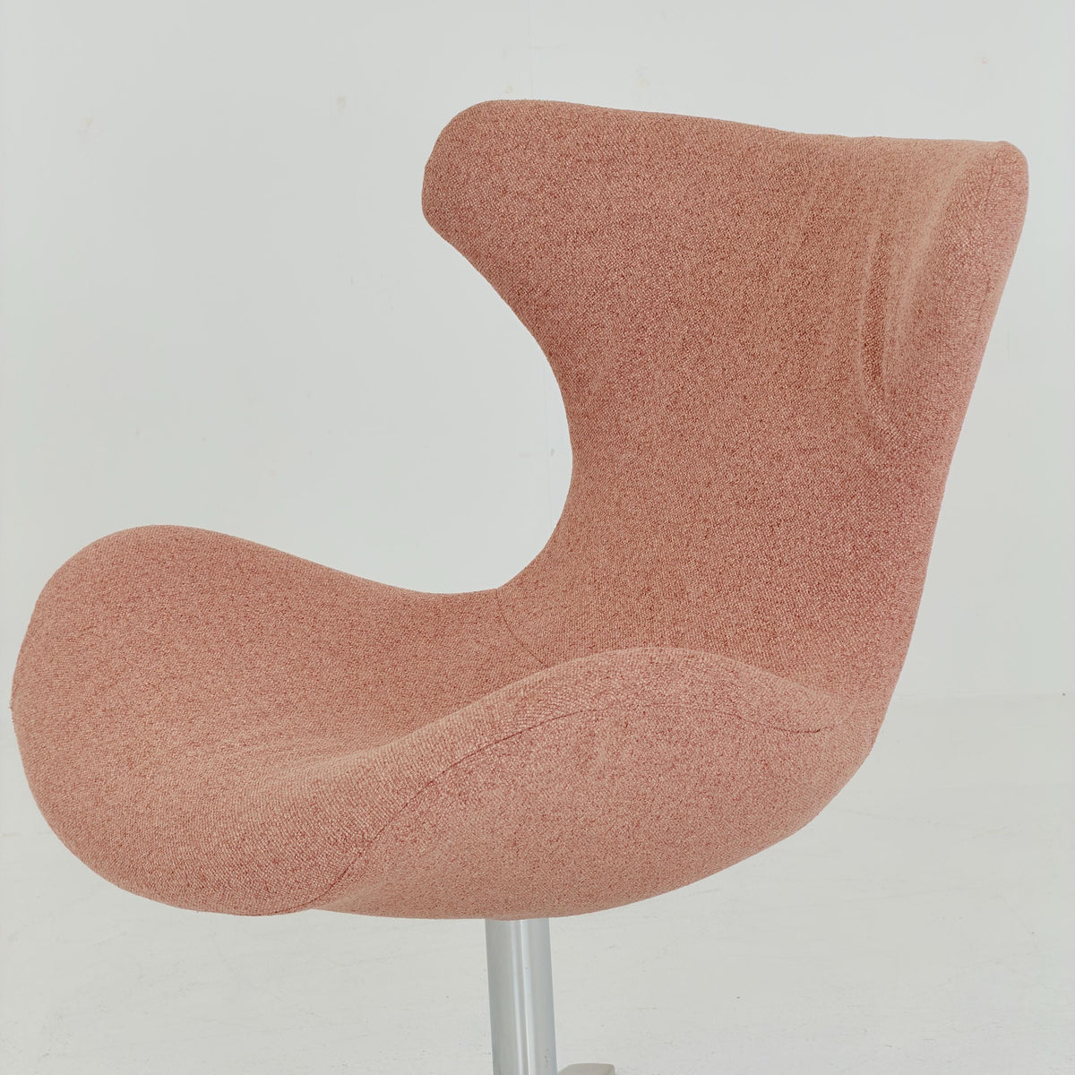 Miotto Colli Lounge Chair Sweden 2000s | Pink Retro Fabric | Chrome Swivel Armchair | Mid Century Modern Leisure Chair