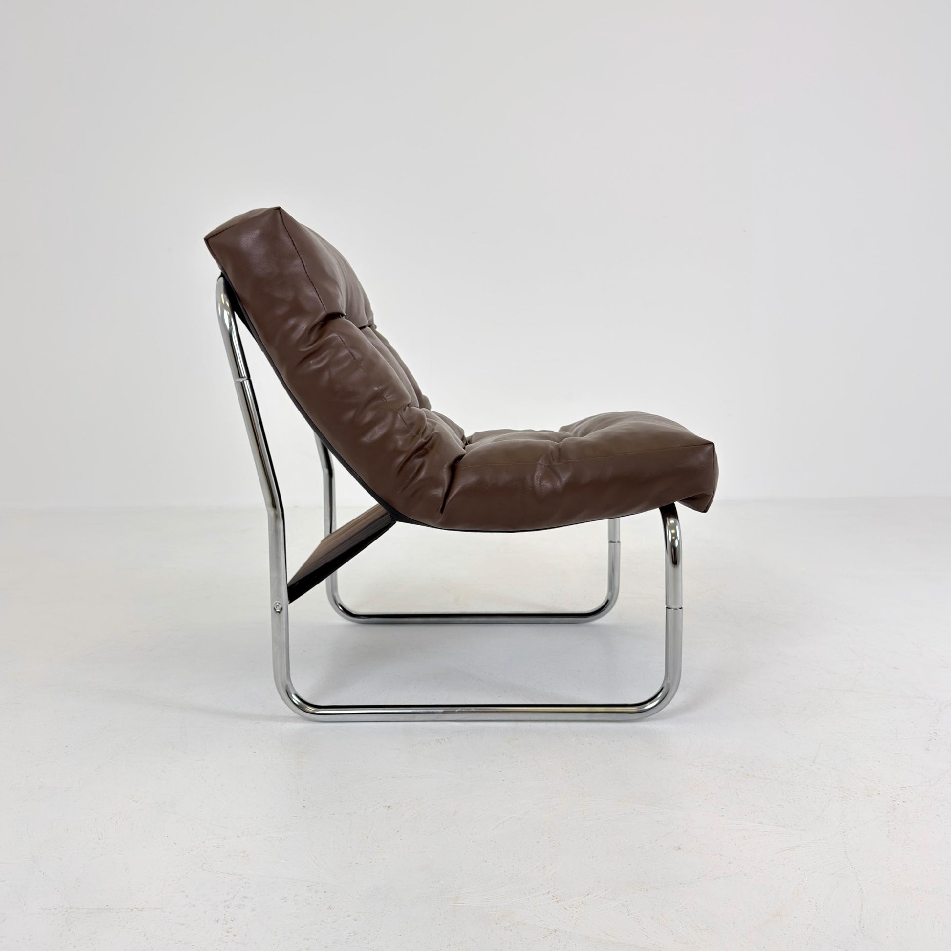 Model Pixi leather lounge chair by Gillis Lundgren for Ikea, 1970s