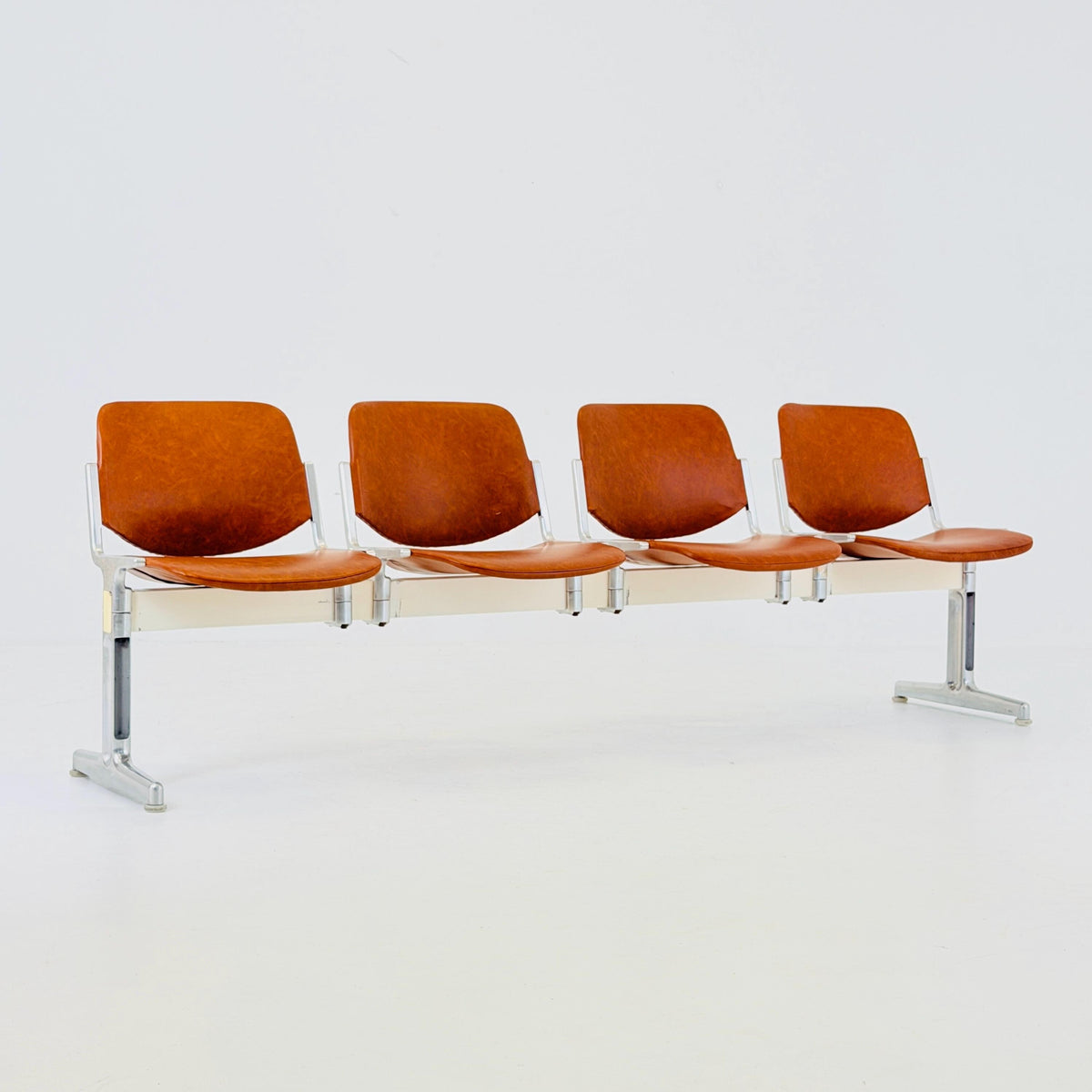 Rare Mid century Giancarlo Piretti Axis 3000 5-Seater Bench for Anonima Castelli, Italy, 1970s