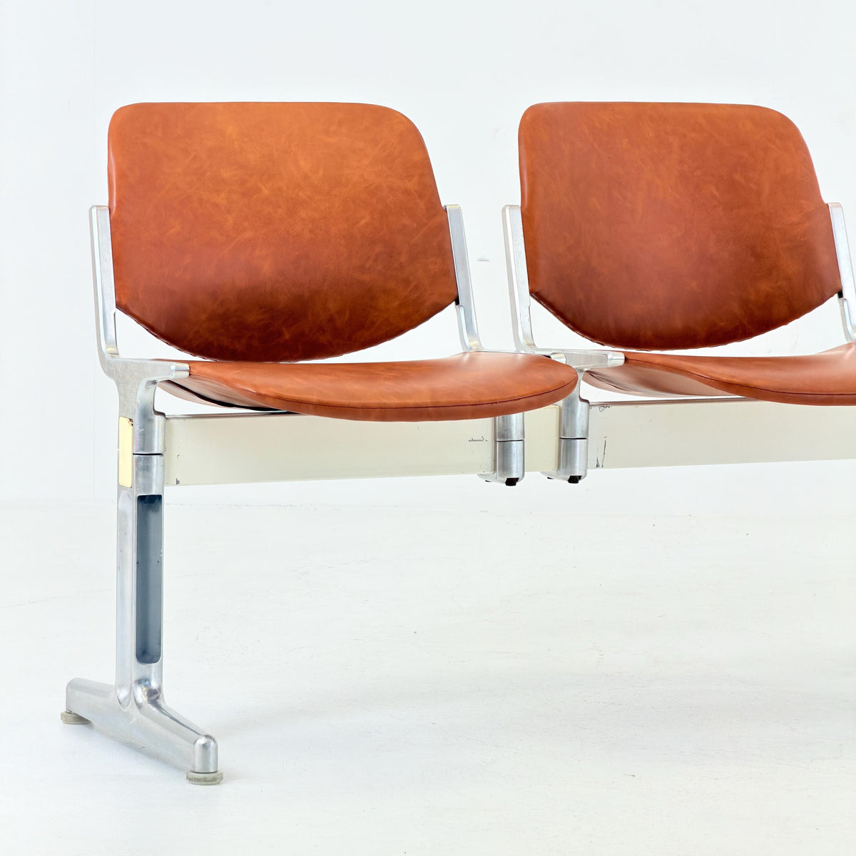Rare Mid century Giancarlo Piretti Axis 3000 5-Seater Bench for Anonima Castelli, Italy, 1970s