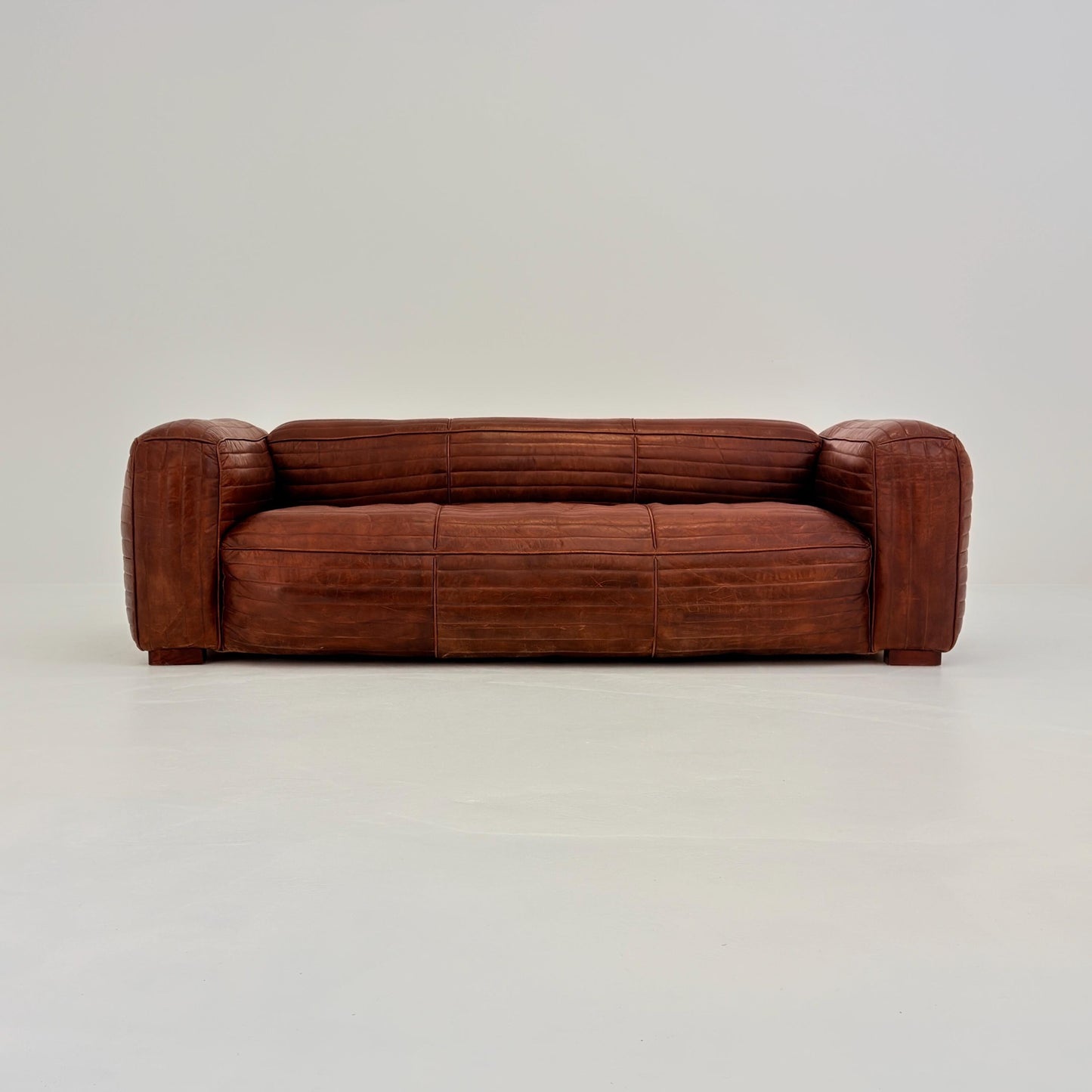 Mid century Italian Belgrave Luxury Distressed brown 3-Seater Leather Sofa – 1980s Italy