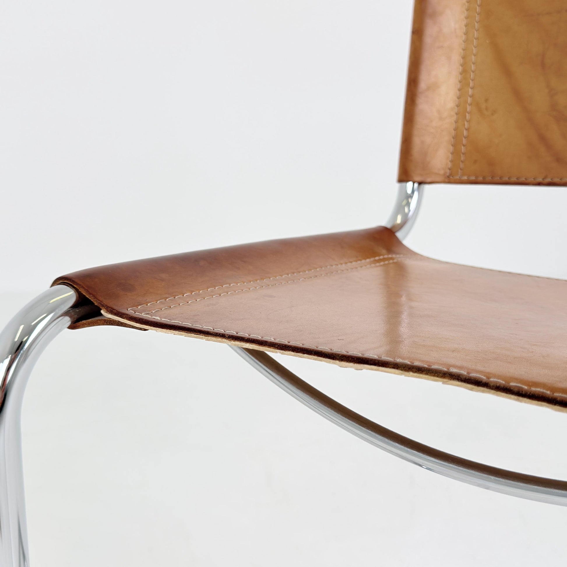 Mid century S33 cognac Cantilever Chair by Mart Stam – Italy 1980s