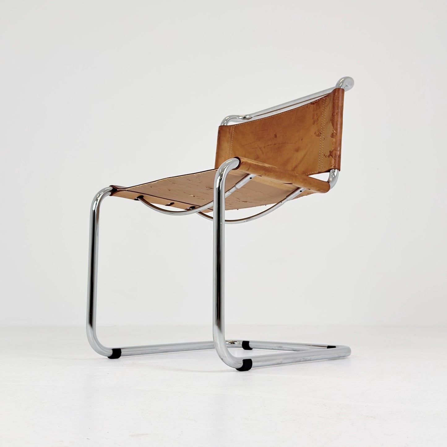Mid century S33 cognac Cantilever Chair by Mart Stam – Italy 1980s