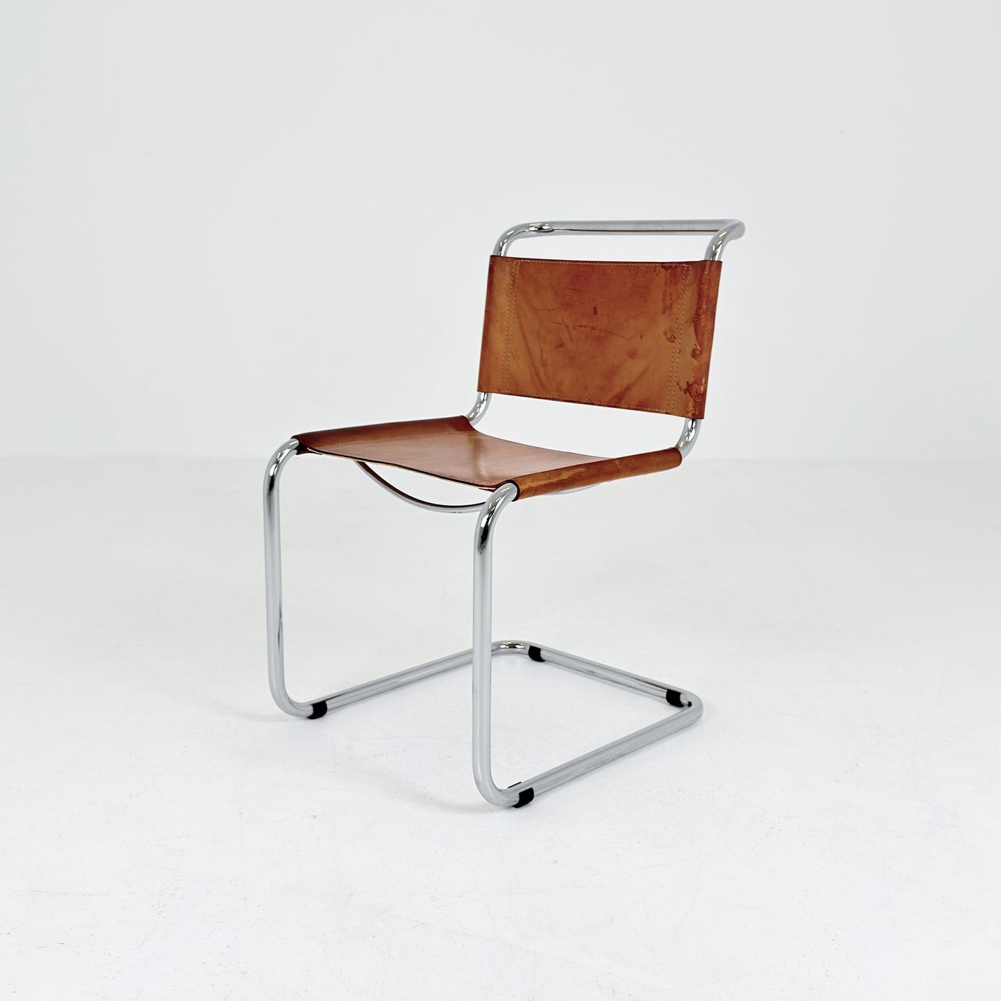 Mid century S33 cognac Cantilever Chair by Mart Stam – Italy 1980s