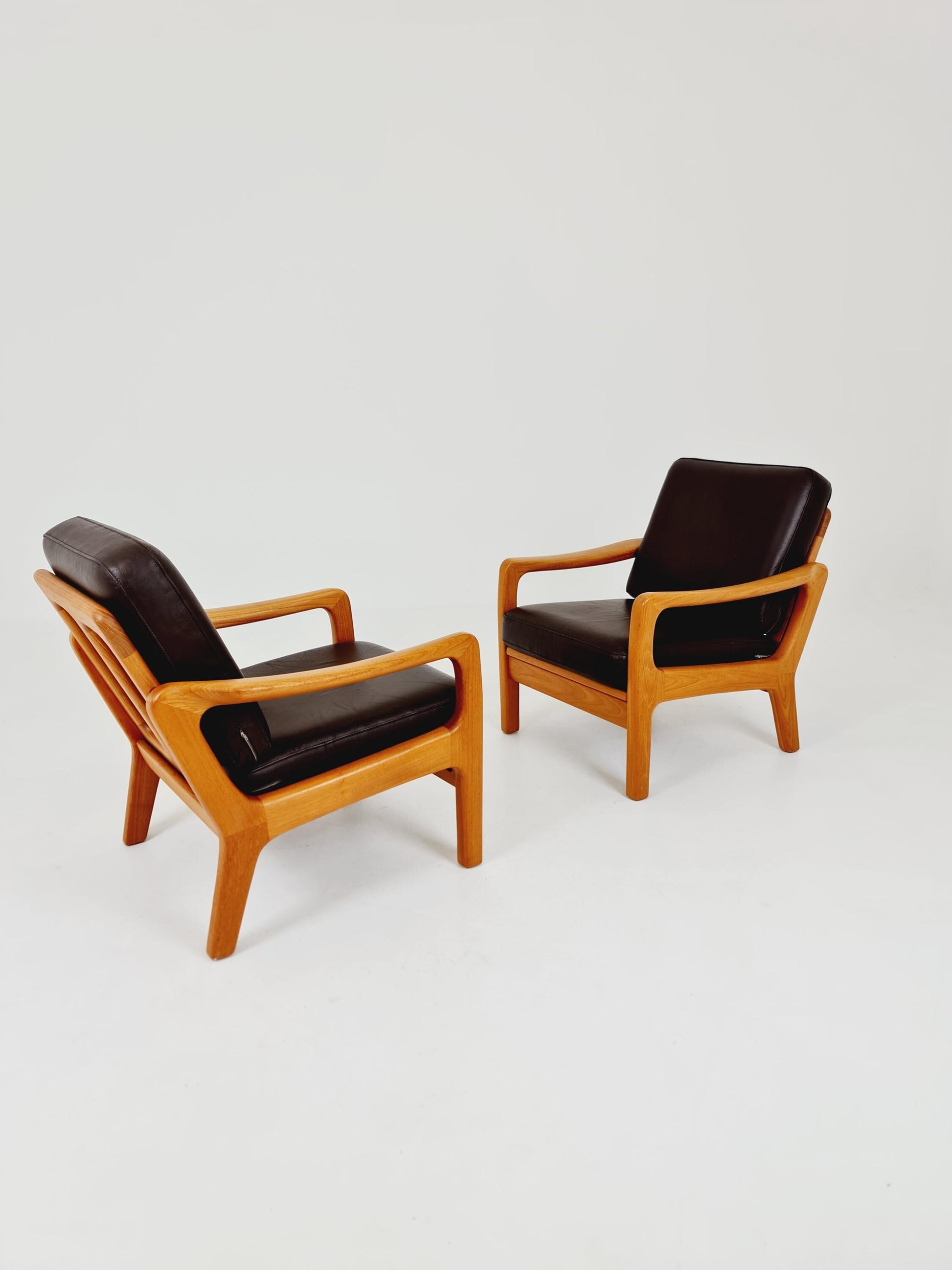Mid century Danish easy lounge chairs by Juul Kristensen , 1970s, Set of 2