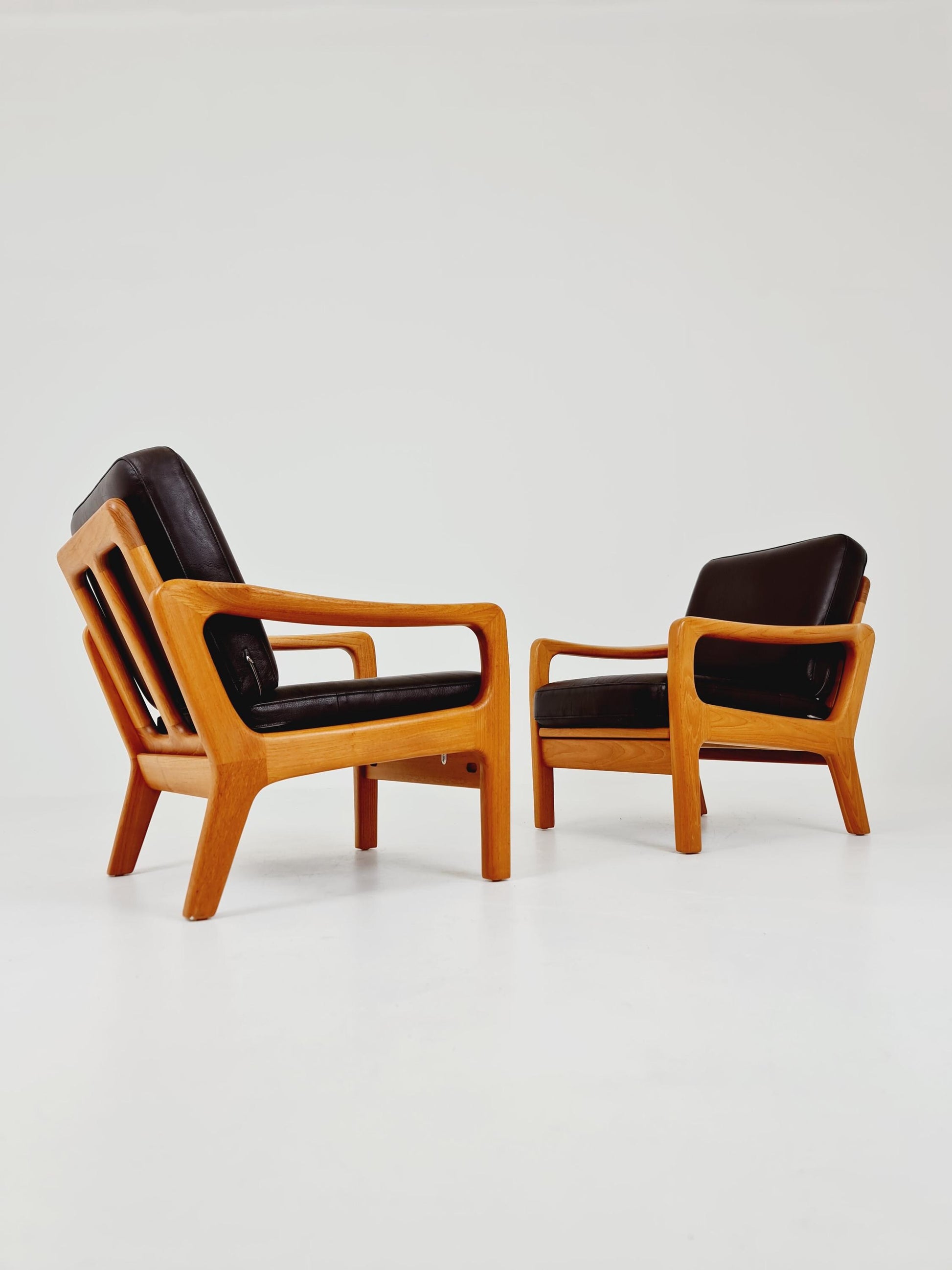 Mid century Danish easy lounge chairs by Juul Kristensen , 1970s, Set of 2