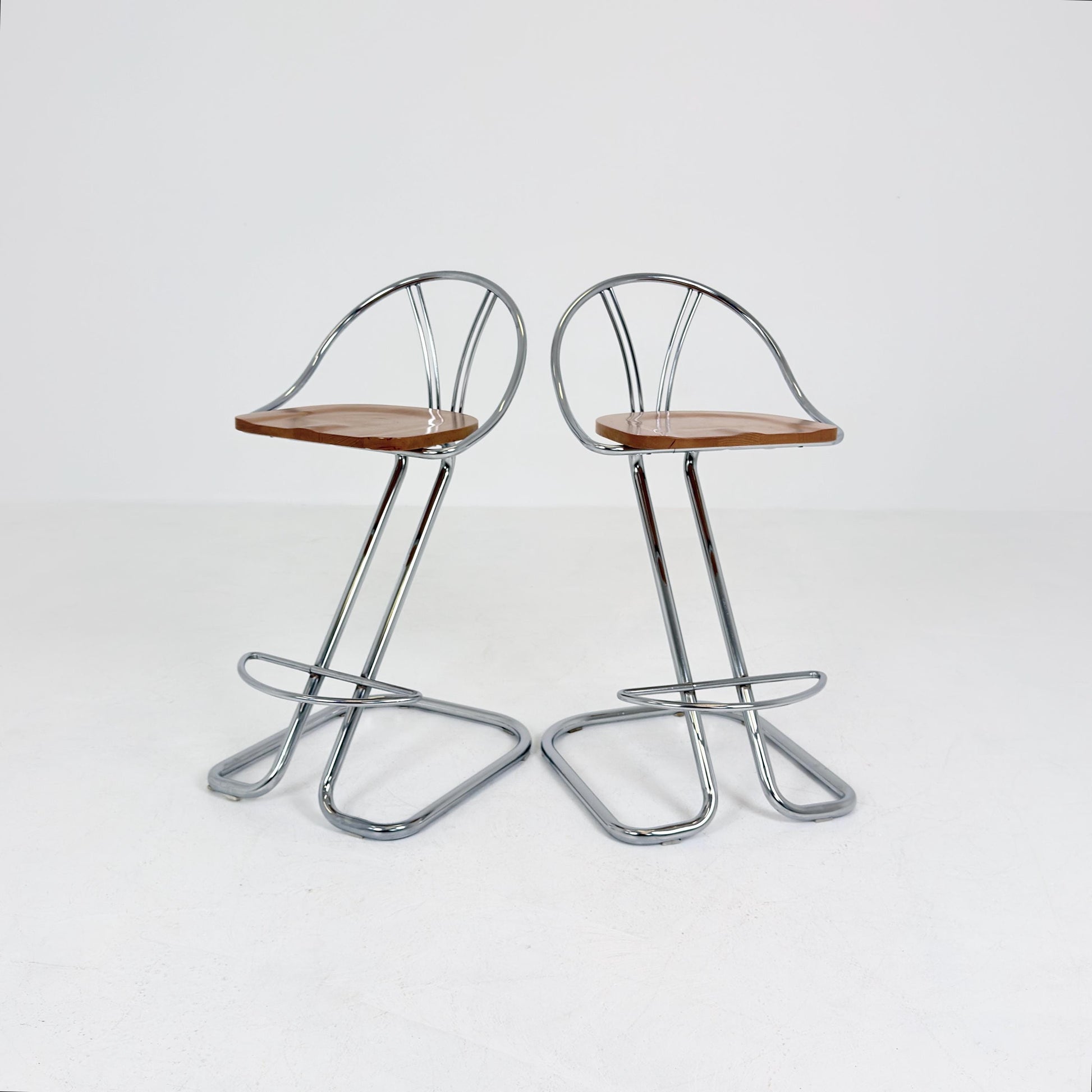 Set of 2 Vintage Italian Effezeta Bar Stools – 1980s Postmodern Chrome & Wooden Stools