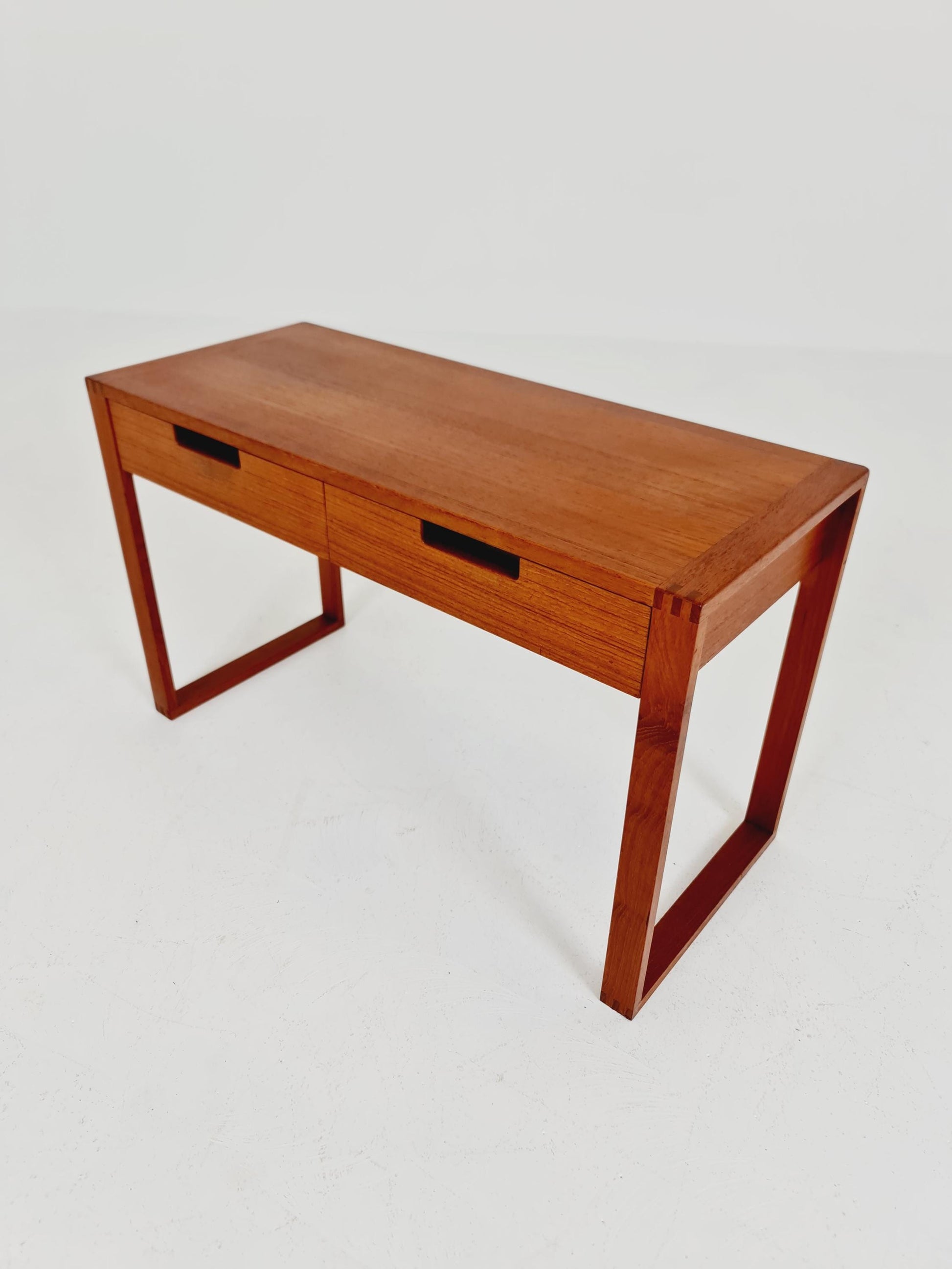 Midcentury Scandinavian Teak vintage Side table/ hallway/ Night stand, 1960s