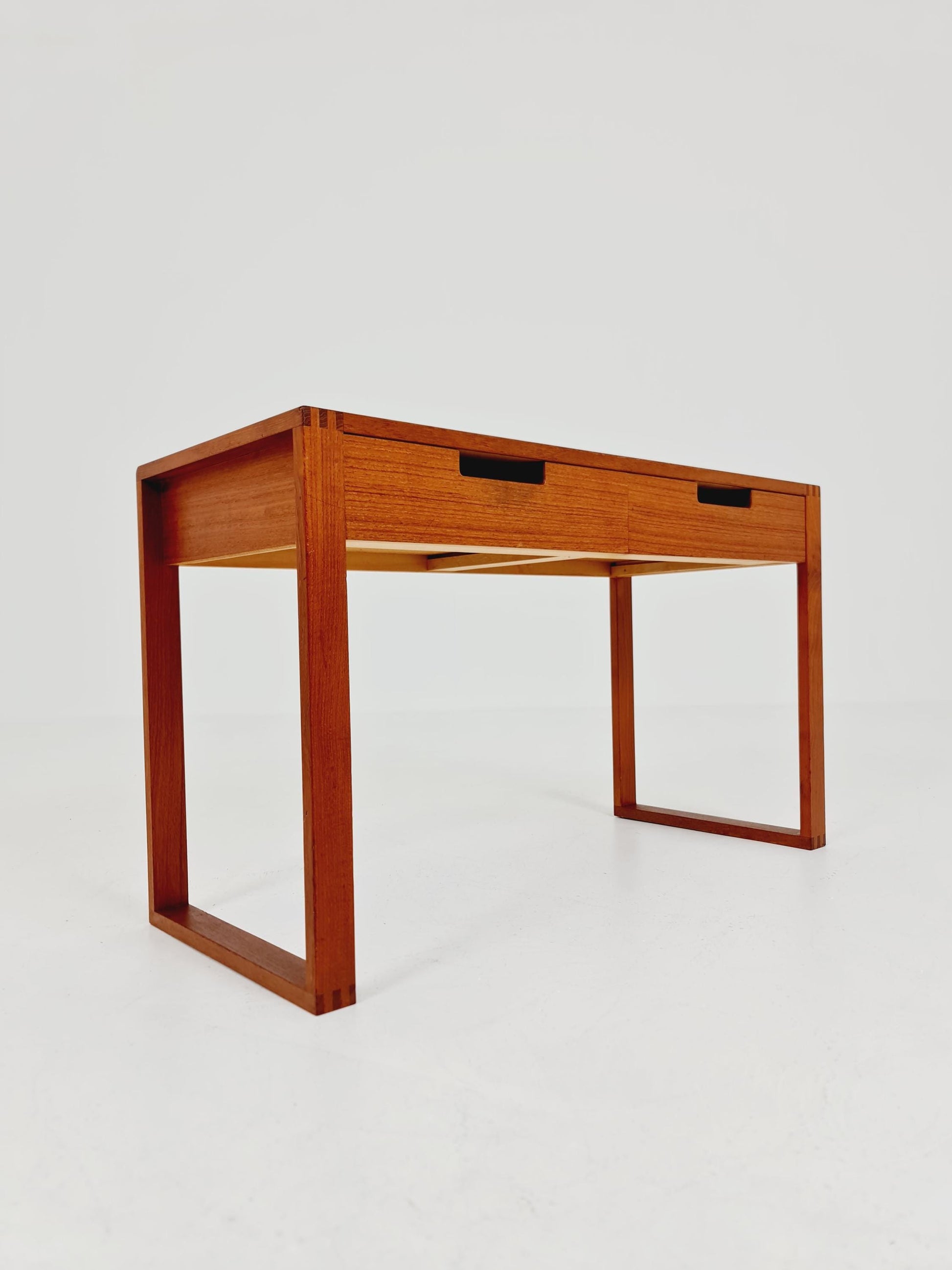 Midcentury Scandinavian Teak vintage Side table/ hallway/ Night stand, 1960s
