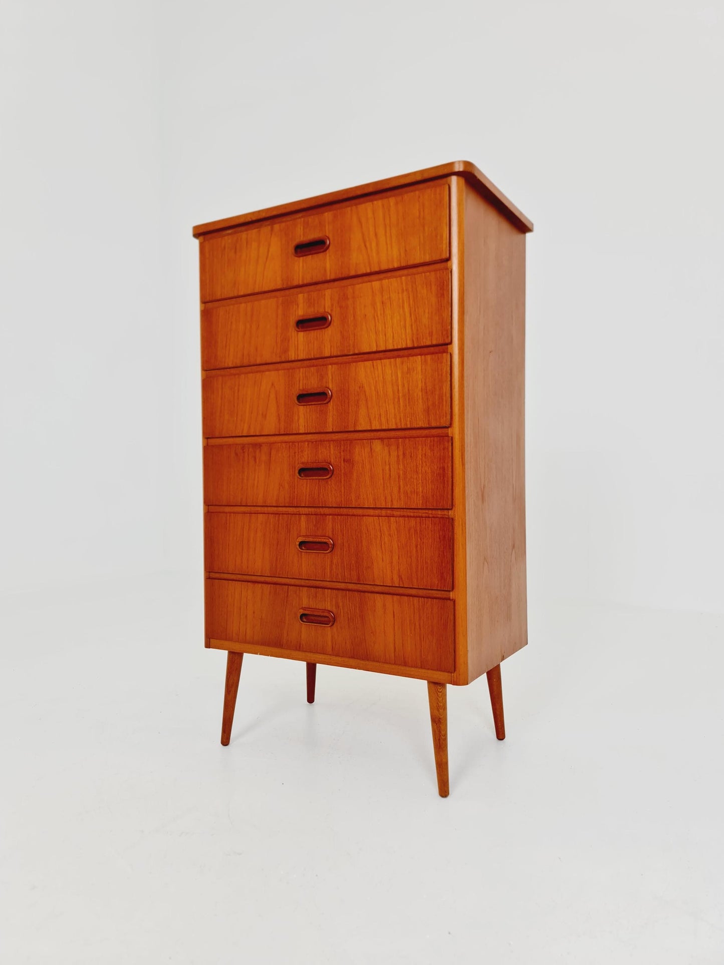 Midcentury danish design chest of drawers / drawer dresser /6 drawers cabinet, 1960s