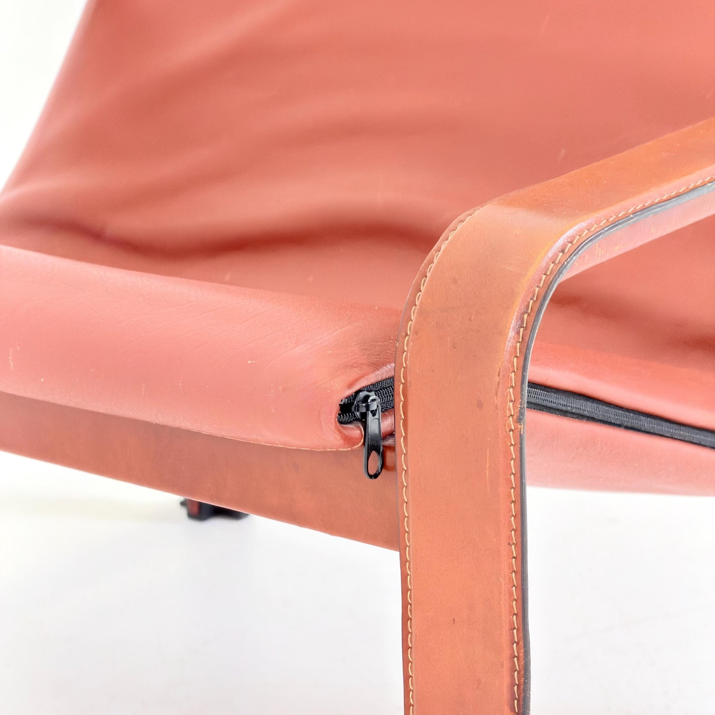 Mid century Golfo dei Poeti Lounge Chair –by Jacques Toussaint & Patrizia Angeloni, Cognac Leather Armchair for Matteo Grassi 1970s Sweden