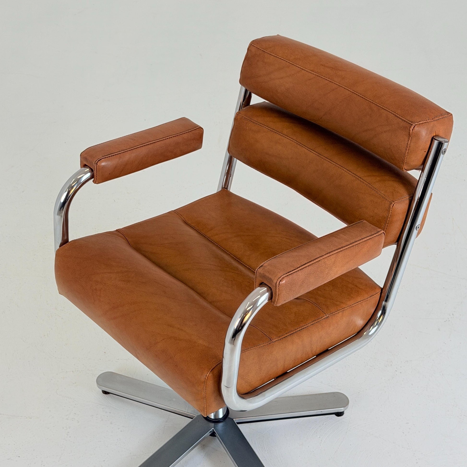 Mid-Century Bauhaus Executive Swivel Armchair | Cognac Leather & Chrome Star Base | Italy 1980s