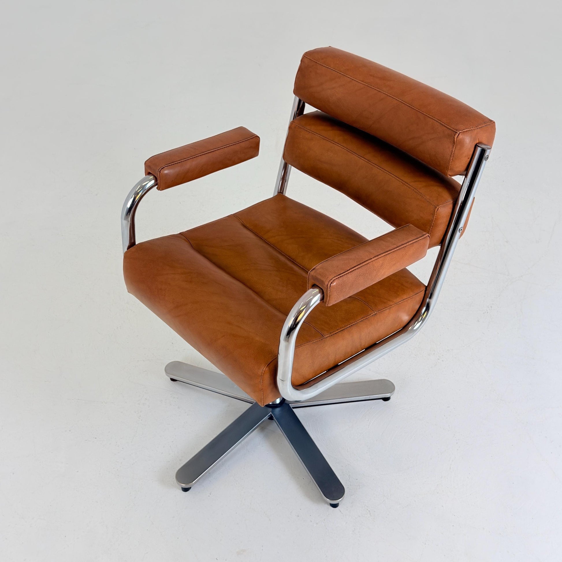 Mid-Century Bauhaus Executive Swivel Armchair | Cognac Leather & Chrome Star Base | Italy 1980s