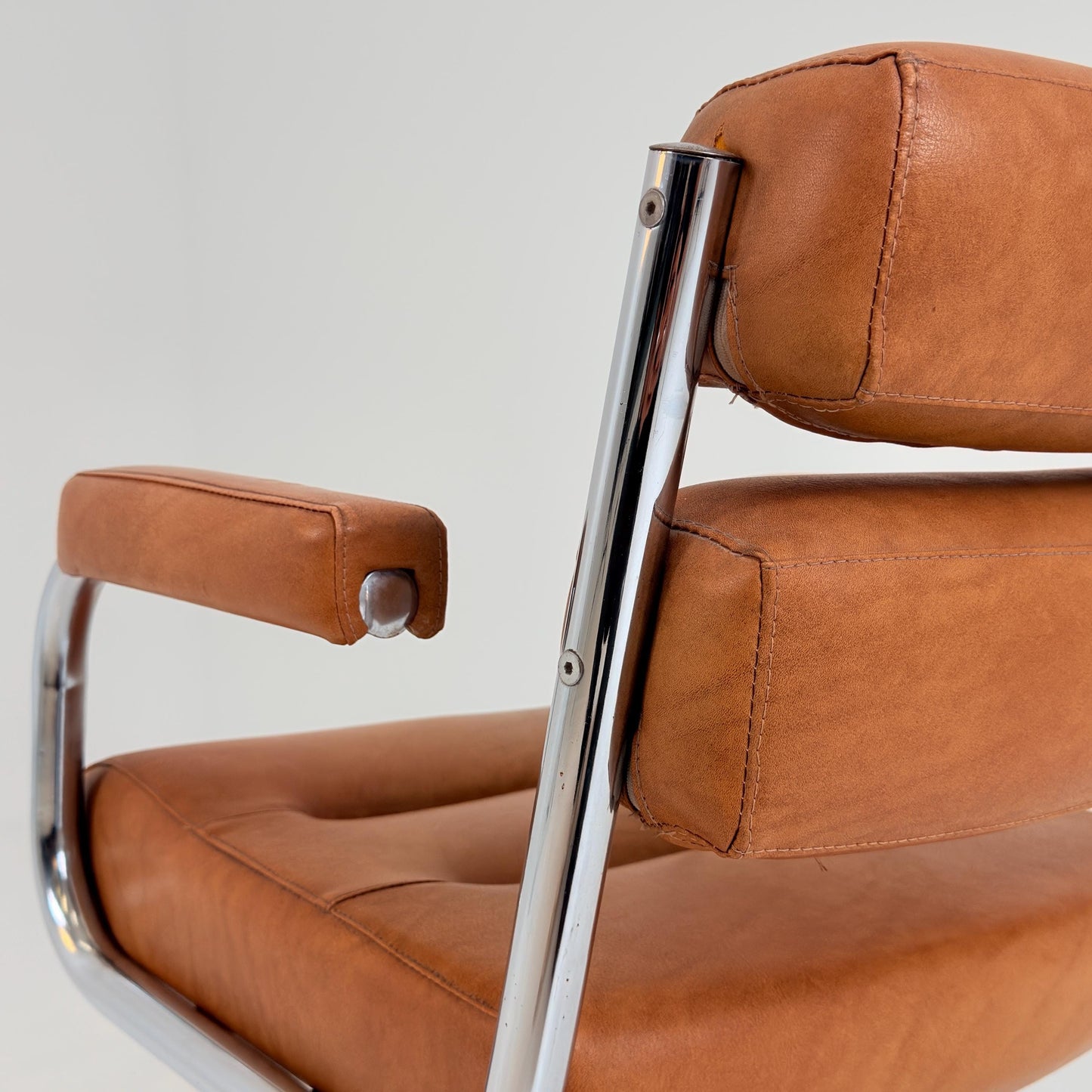 Mid-Century Bauhaus Executive Swivel Armchair | Cognac Leather & Chrome Star Base | Italy 1980s