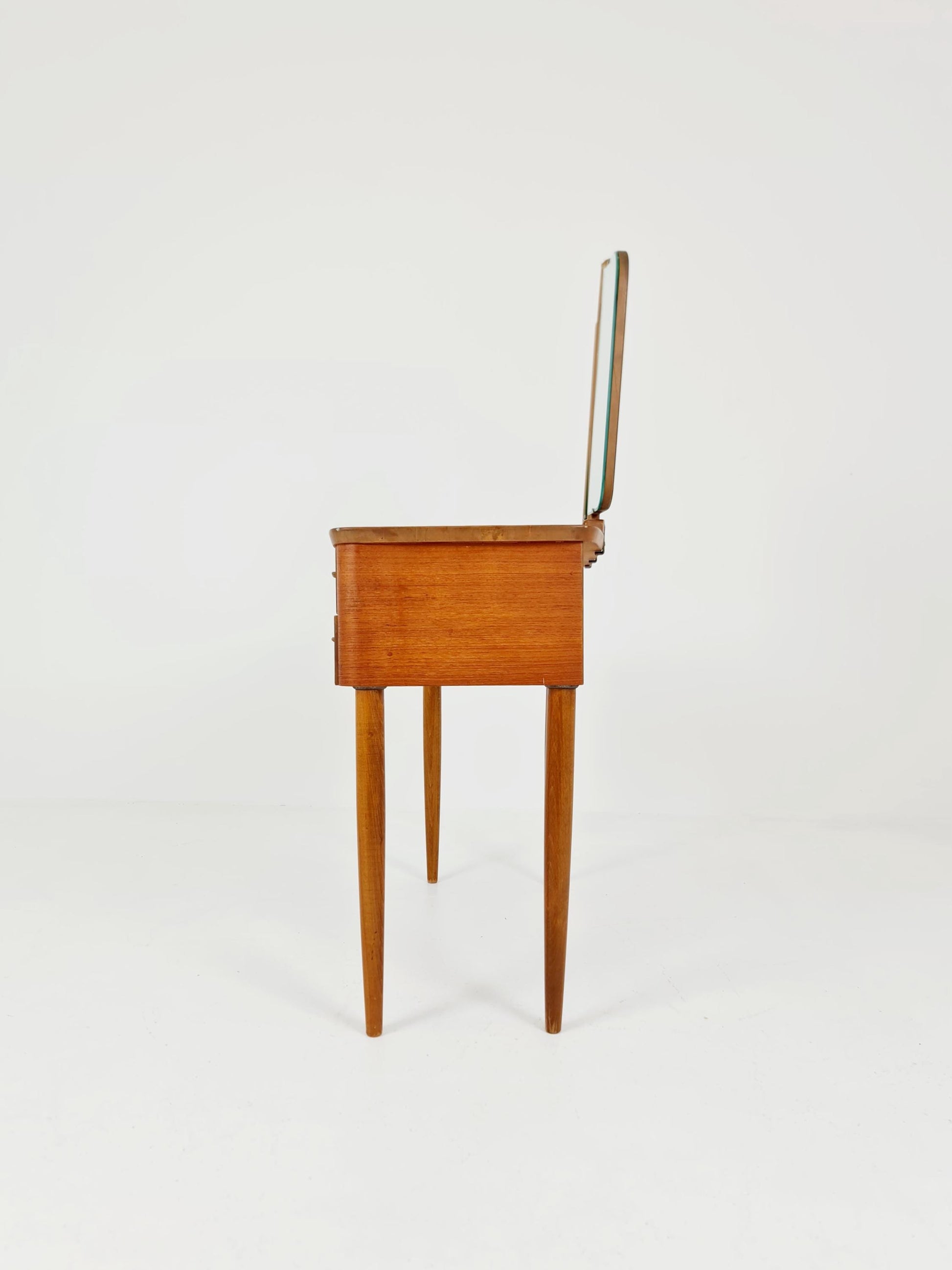 Mid Century Modern teak vanity table/ make up table with stool by Fröseke for AB nybrofabriken, 1960s