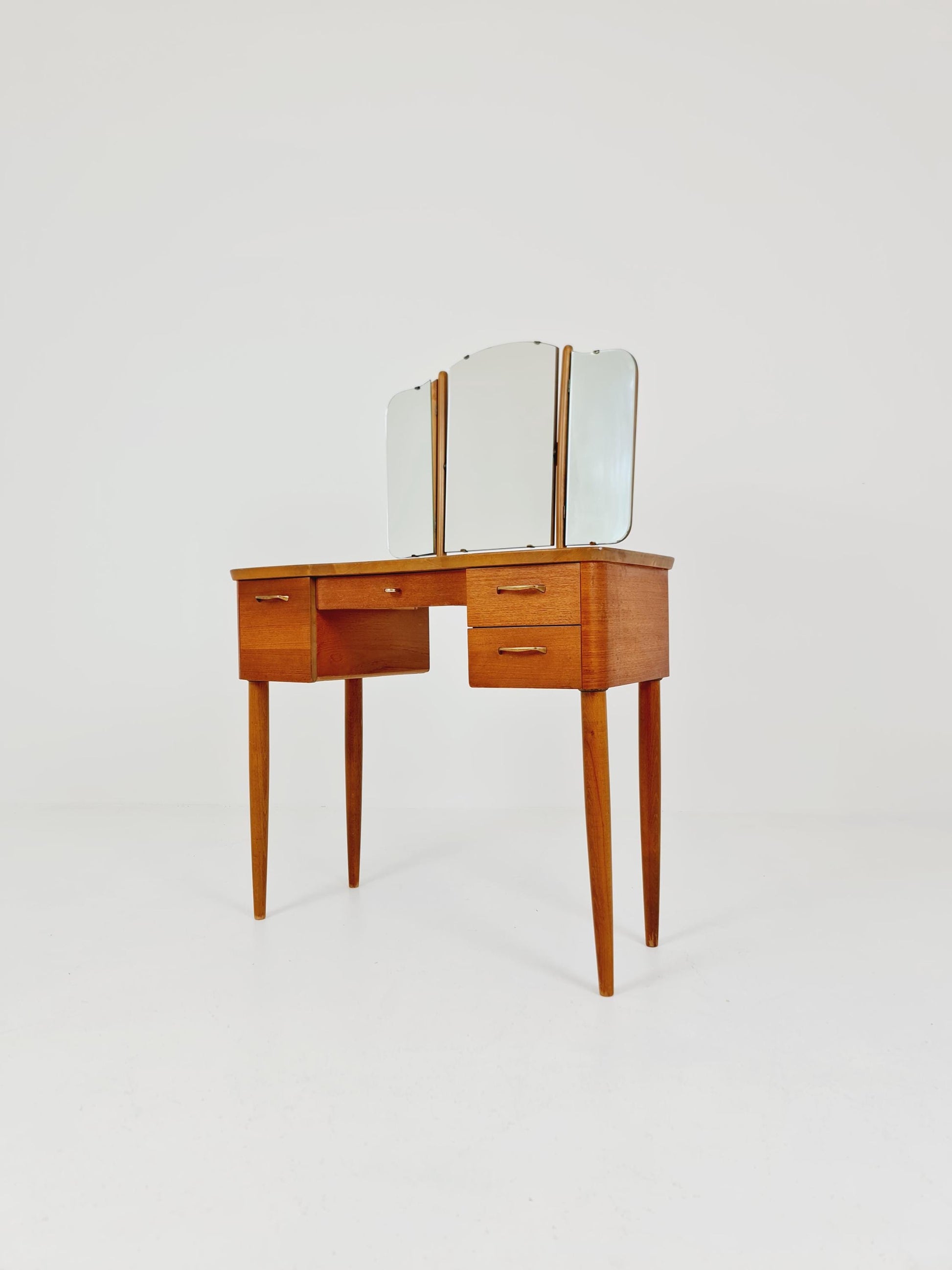 Mid Century Modern teak vanity table/ make up table with stool by Fröseke for AB nybrofabriken, 1960s