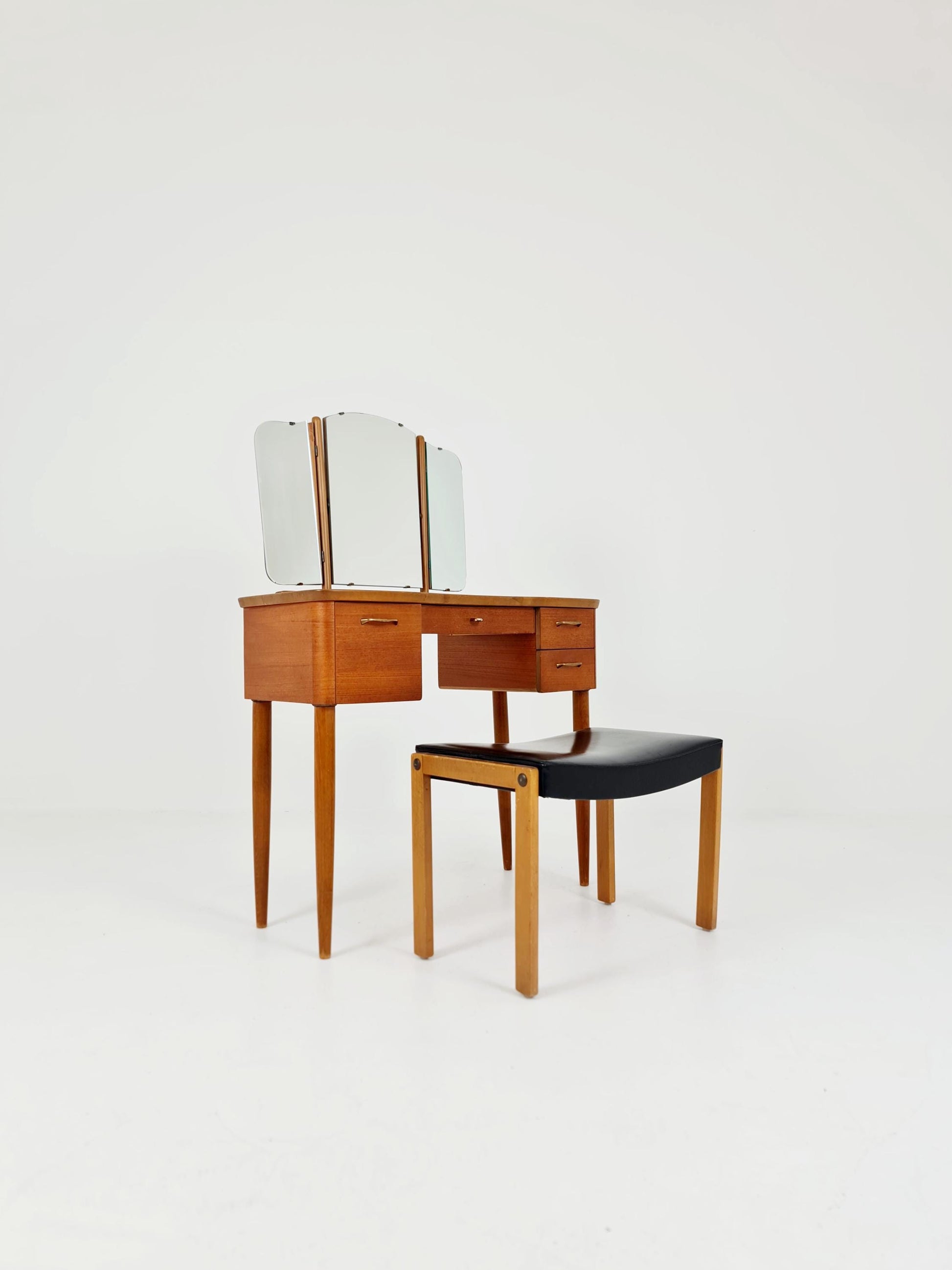 Mid Century Modern teak vanity table/ make up table with stool by Fröseke for AB nybrofabriken, 1960s