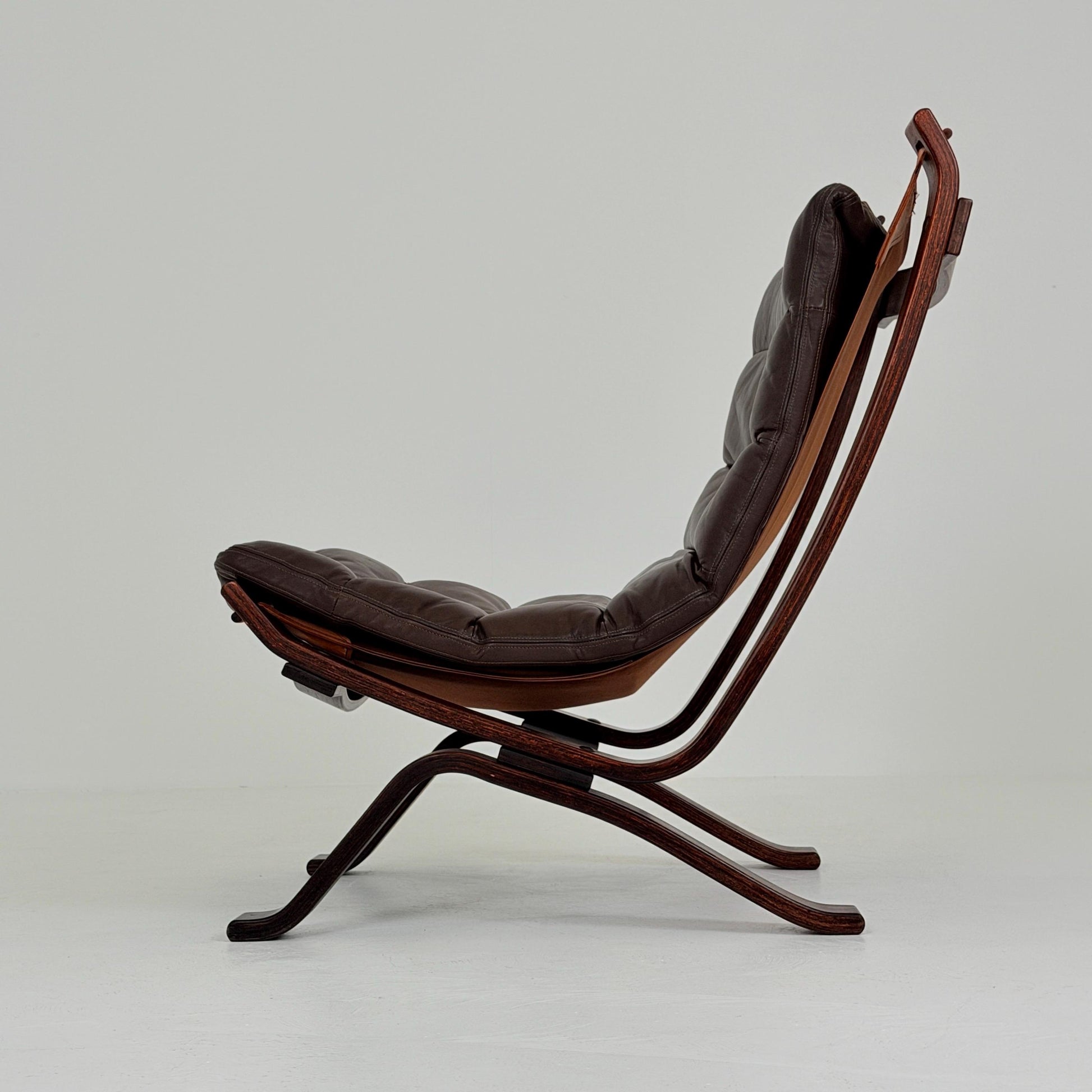 1 of 4 Mid century Focus Lounge Chairs Danish Modern Armchair | Mid Century Scandinavian Sling Chair by Bramin Denmark 1907s