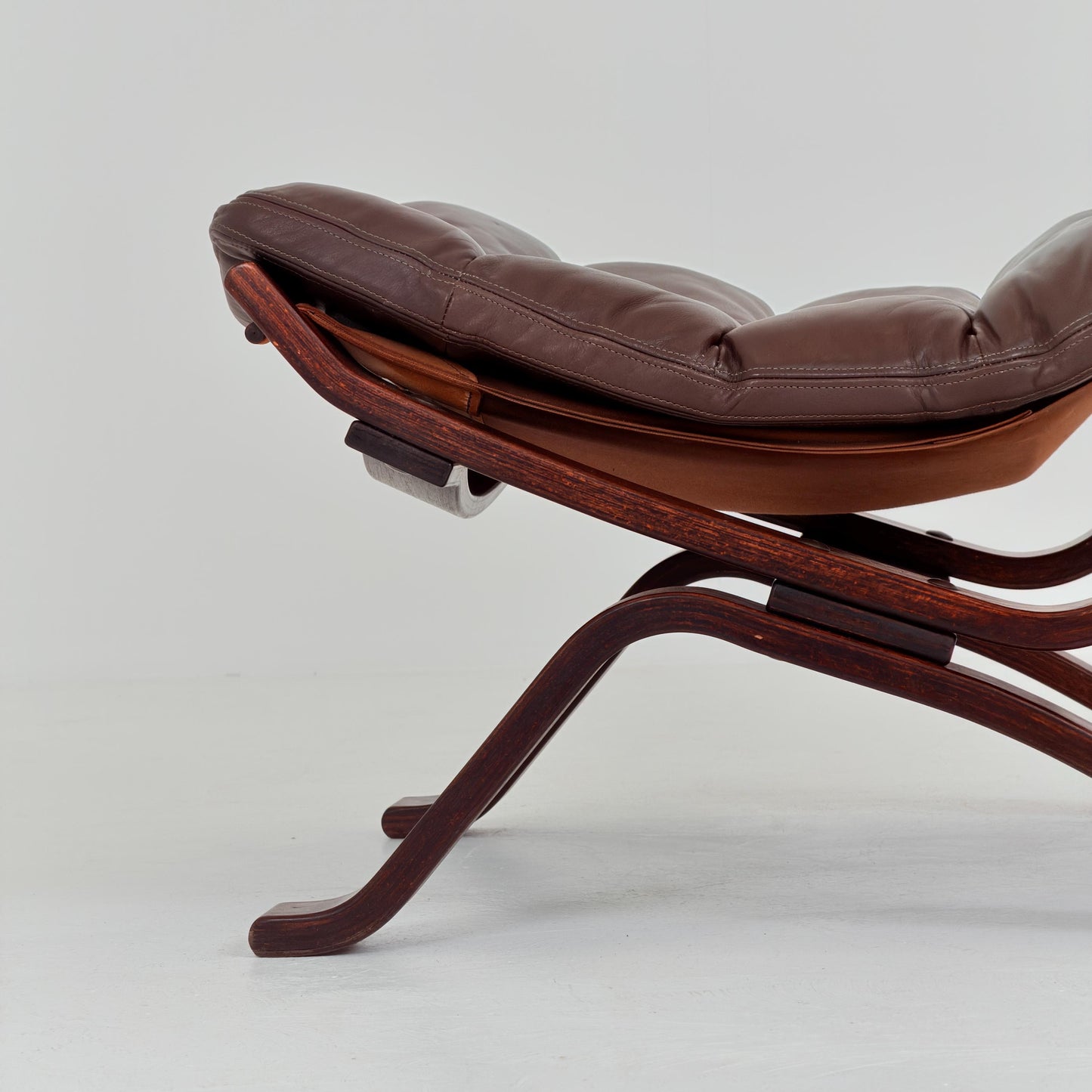 1 of 4 Mid century Focus Lounge Chairs Danish Modern Armchair | Mid Century Scandinavian Sling Chair by Bramin Denmark 1907s