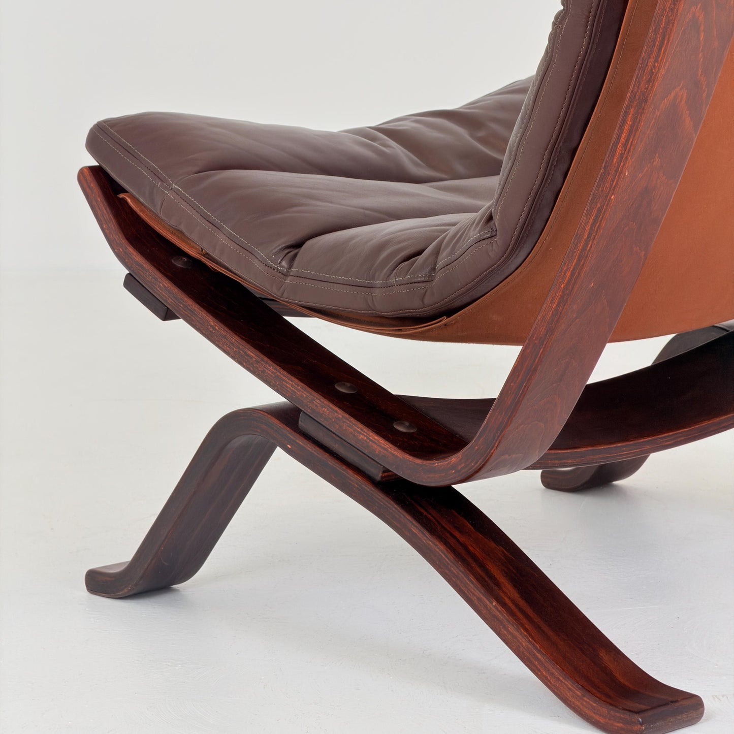 1 of 4 Mid century Focus Lounge Chairs Danish Modern Armchair | Mid Century Scandinavian Sling Chair by Bramin Denmark 1907s