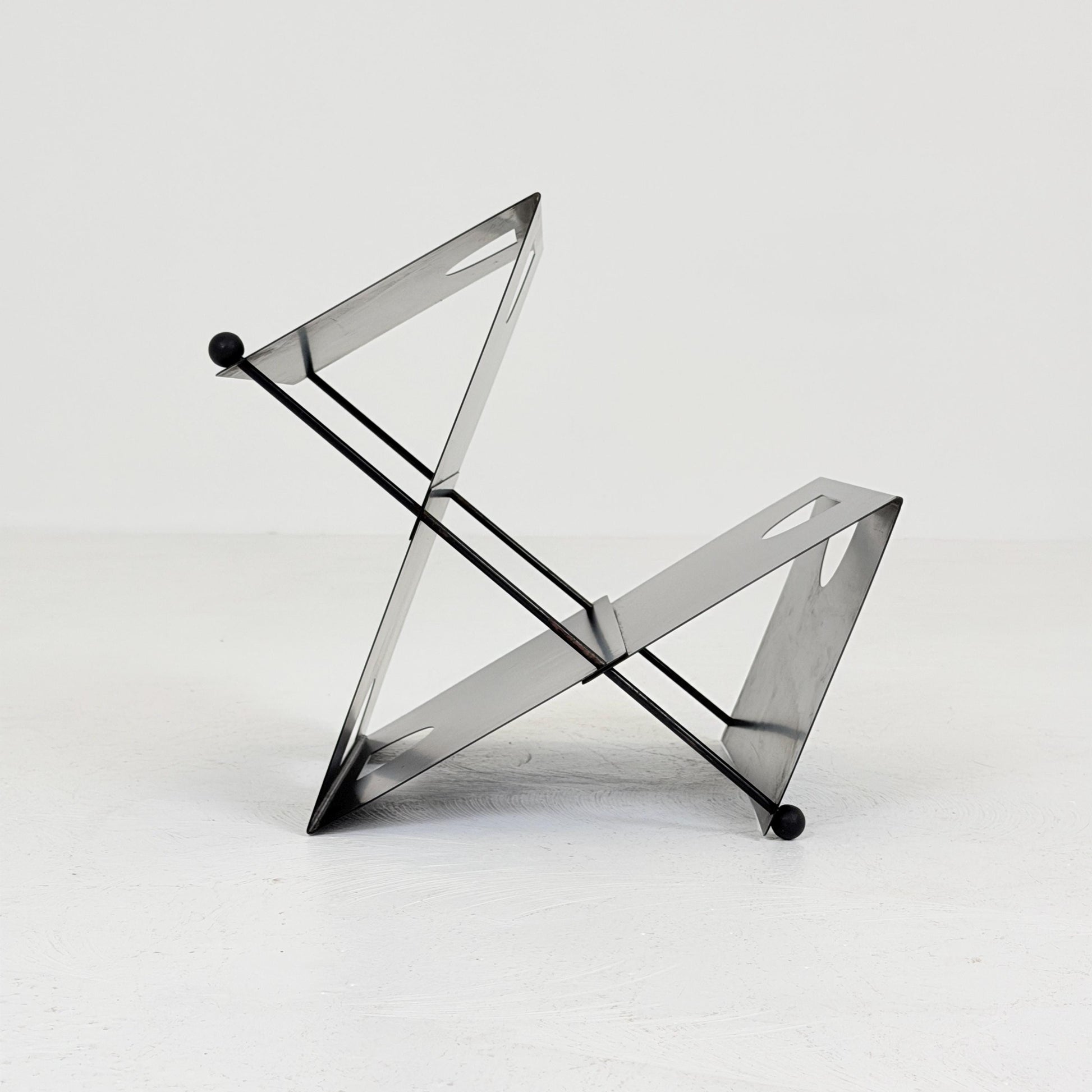 Mid century Postmodern Magazine Rack by Ettore Sottsass Style | Memphis Design |Italy 1980s