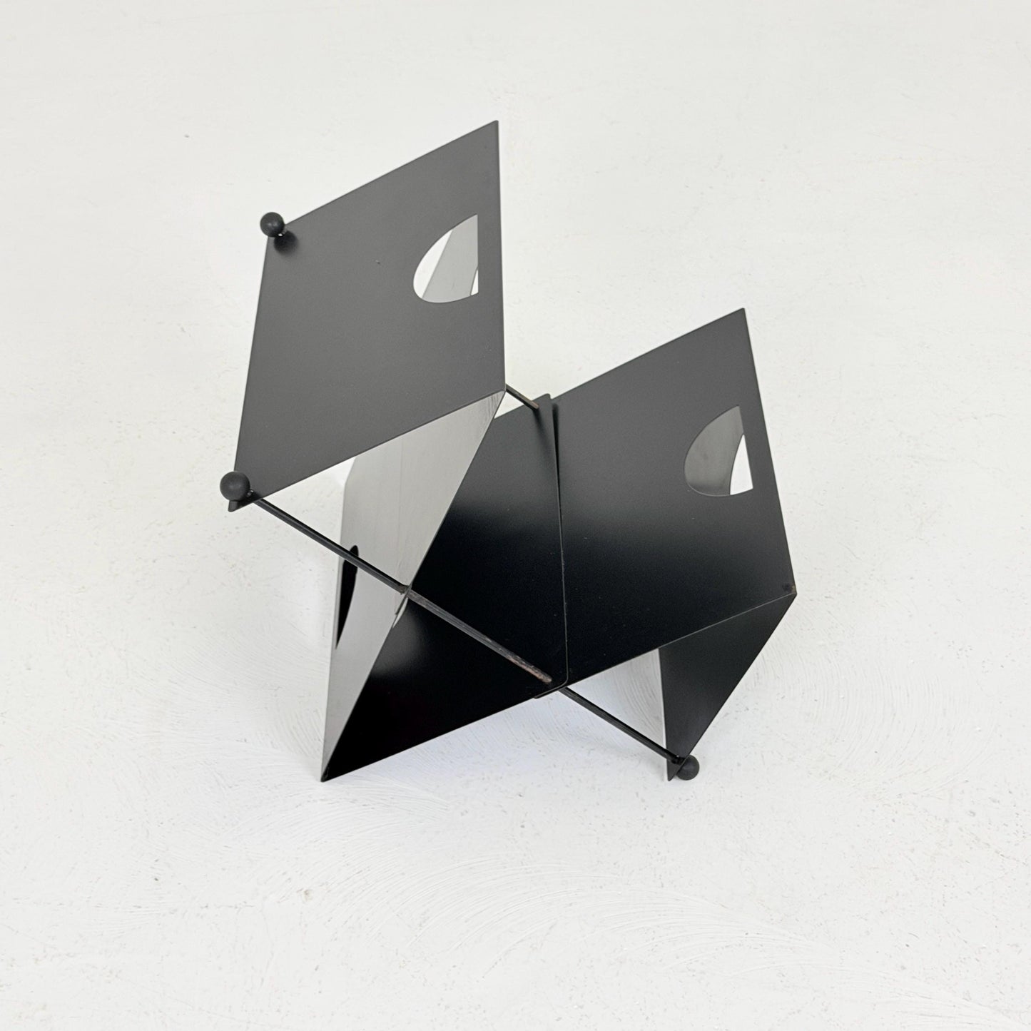 Mid century Postmodern Magazine Rack by Ettore Sottsass Style | Memphis Design |Italy 1980s