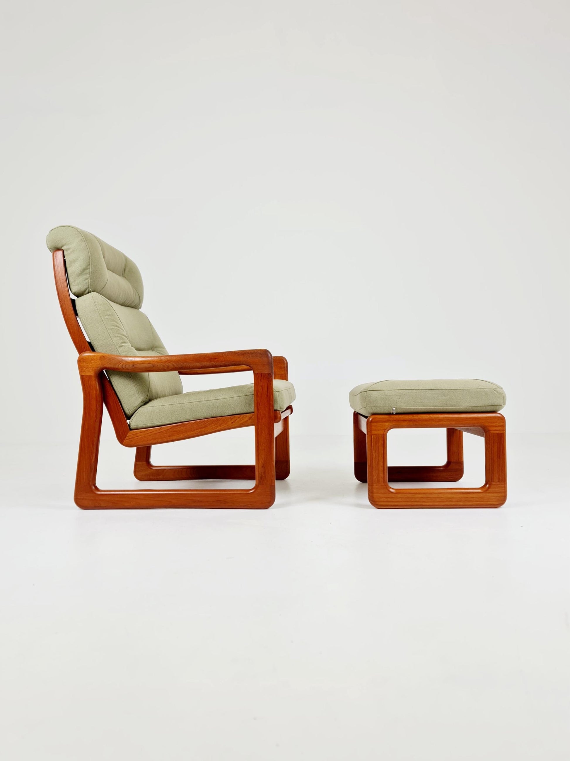 Mid century teak easy lounge chairs With Ottoman by Johannes Andersen for Holsterbo Möbelfabrik , 1960s