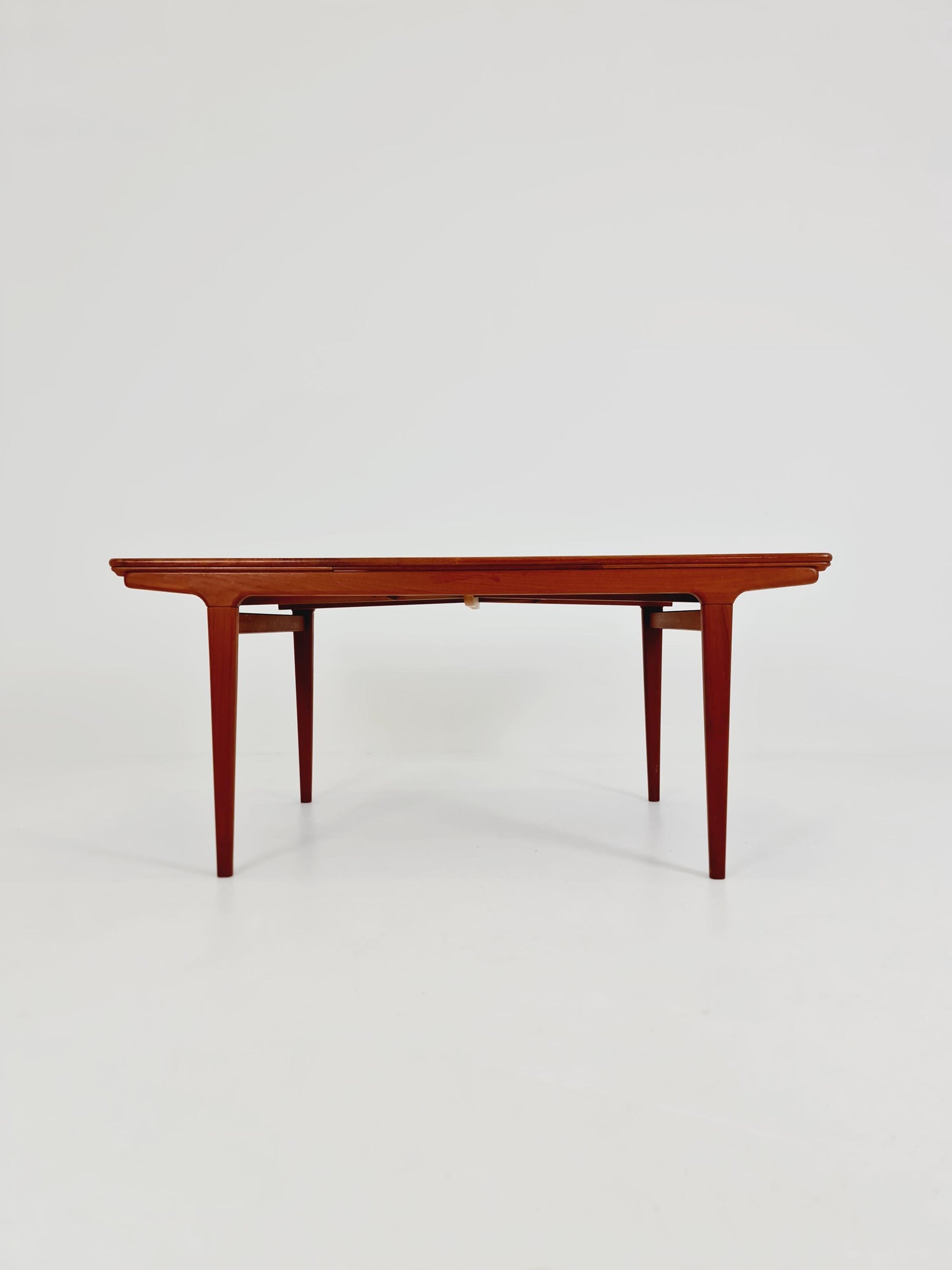 Vintage Danish Teak Dining table by Johannes Andersen for Uldum, 1960s
