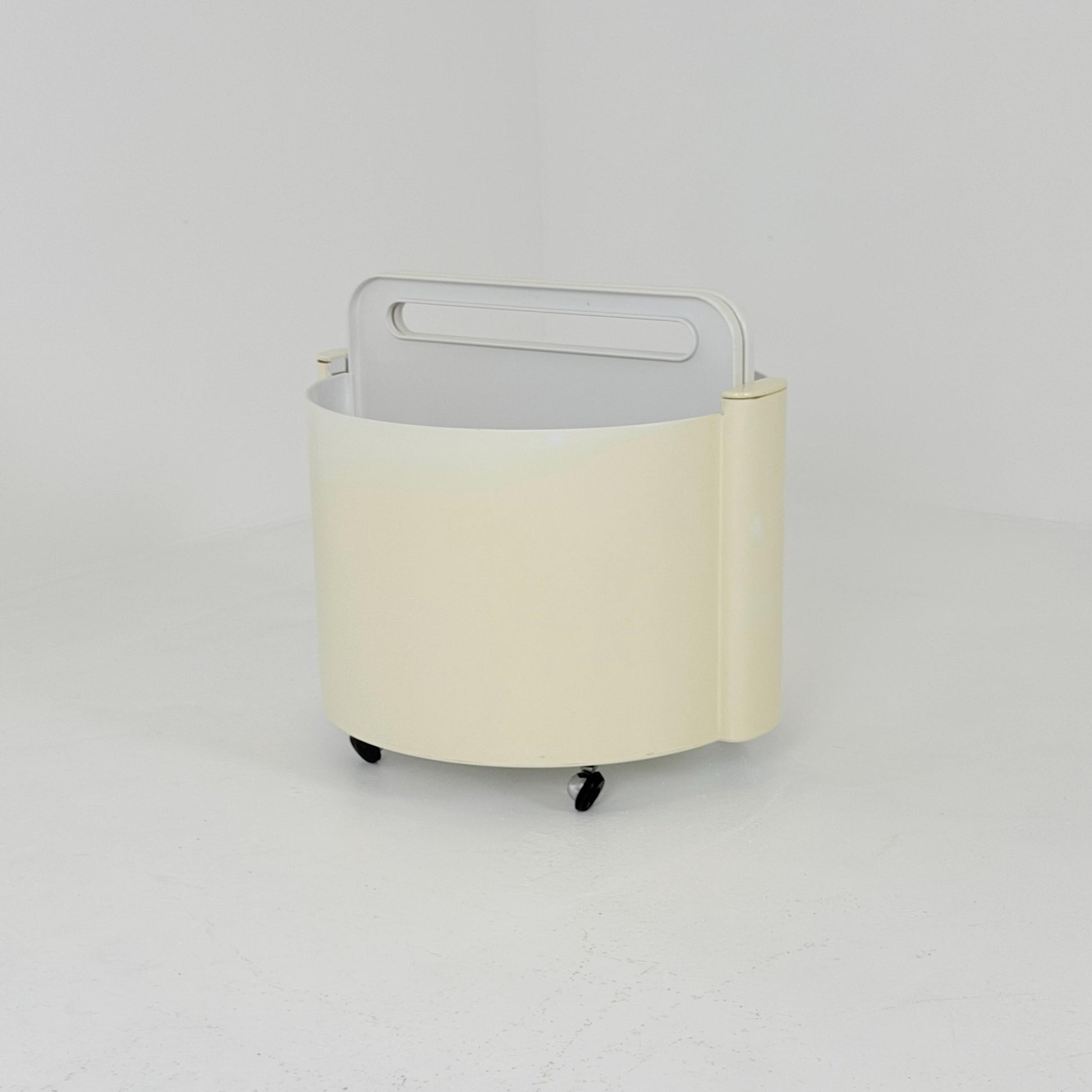 Mid century Livia Castelli Mobile Bar & Serving Trolley | FAIN Italy | Off-White ABS Plastic Italy 1970s