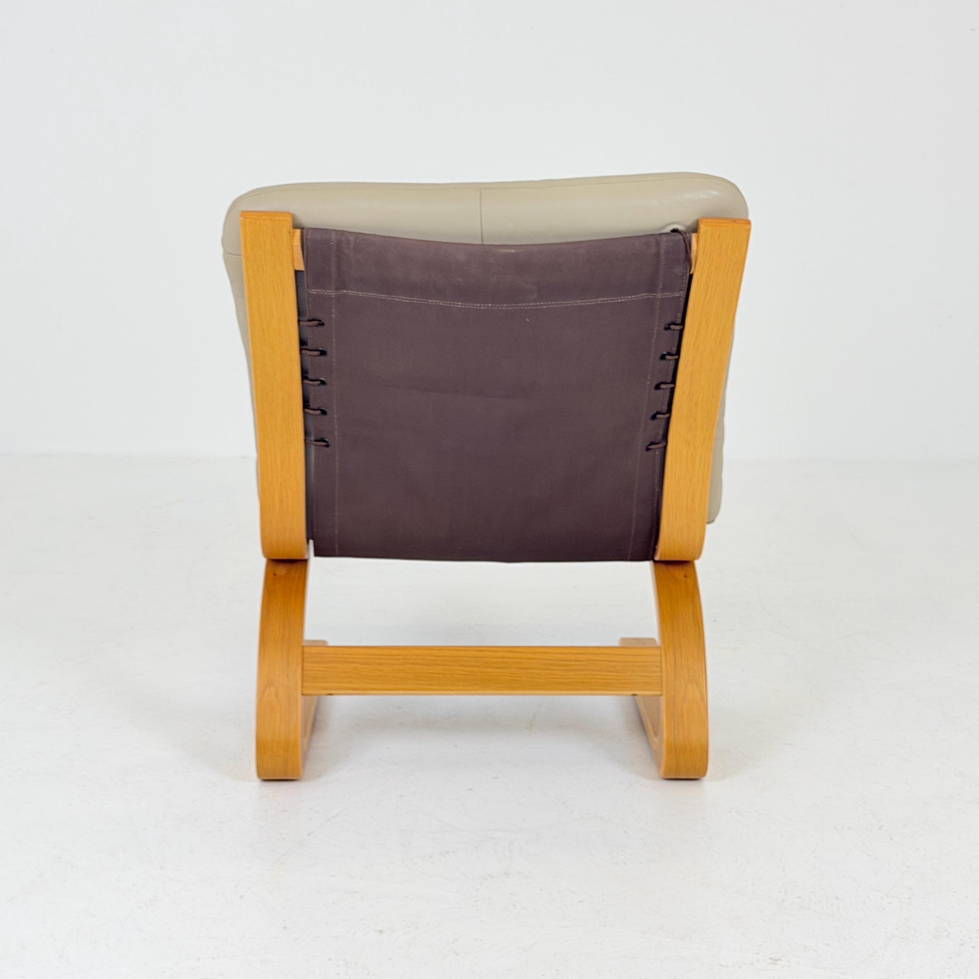 Set of 2 Mid century Norwegian Kengu leather lounge chairs by Elsa & Nordahl Solheim for Rybo Rykken - 1970s Norway