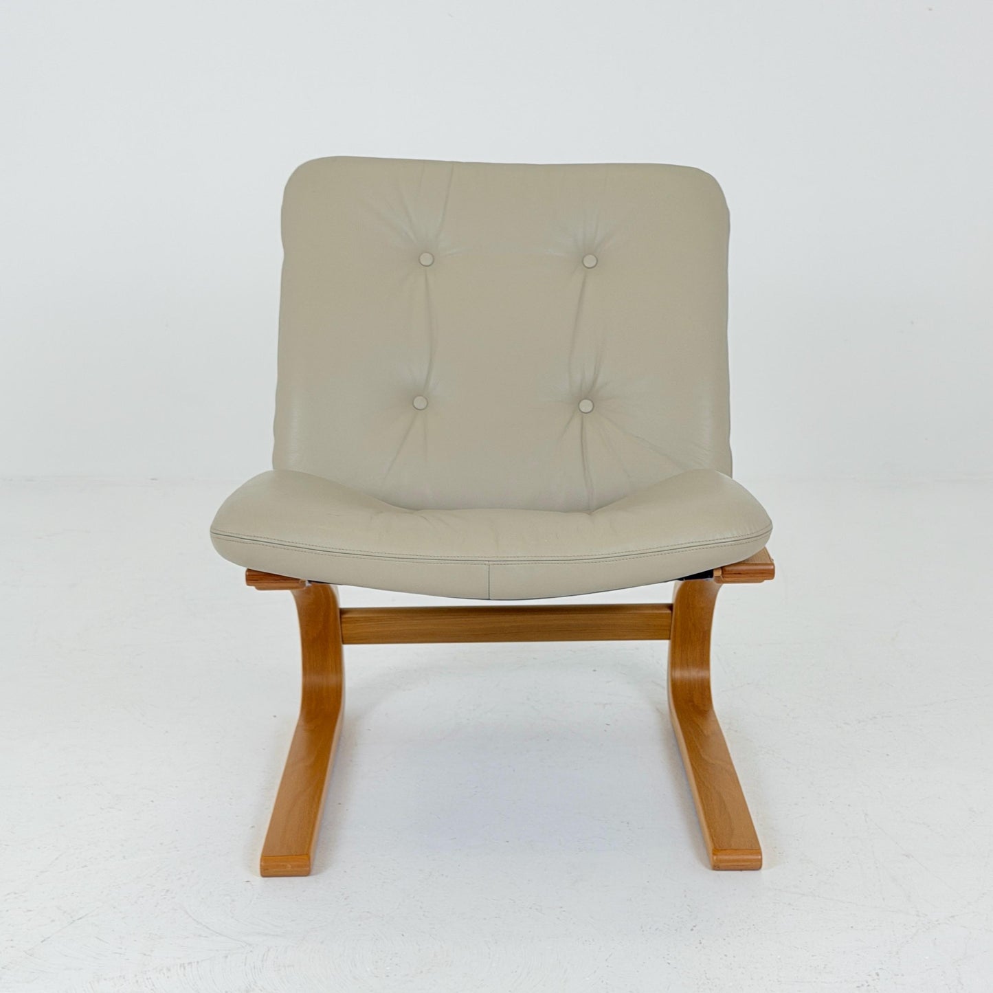 Set of 2 Mid century Norwegian Kengu leather lounge chairs by Elsa & Nordahl Solheim for Rybo Rykken - 1970s Norway