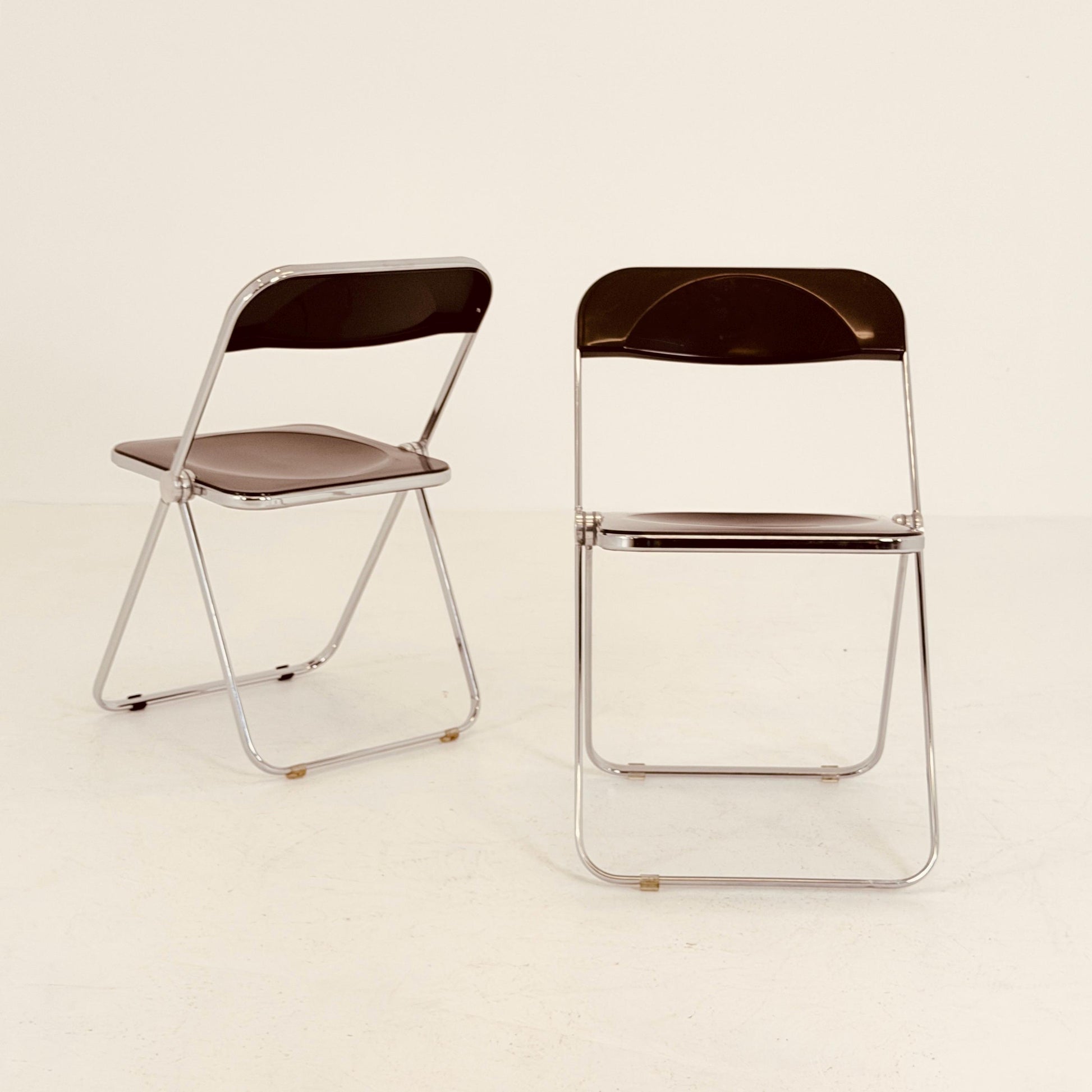 Set of 2 vintage Italian Plia Folding Chairs by Giancarlo Piretti for Castelli, 1970s