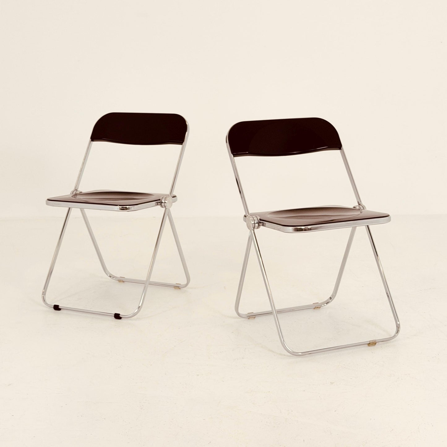 Set of 2 vintage Italian Plia Folding Chairs by Giancarlo Piretti for Castelli, 1970s