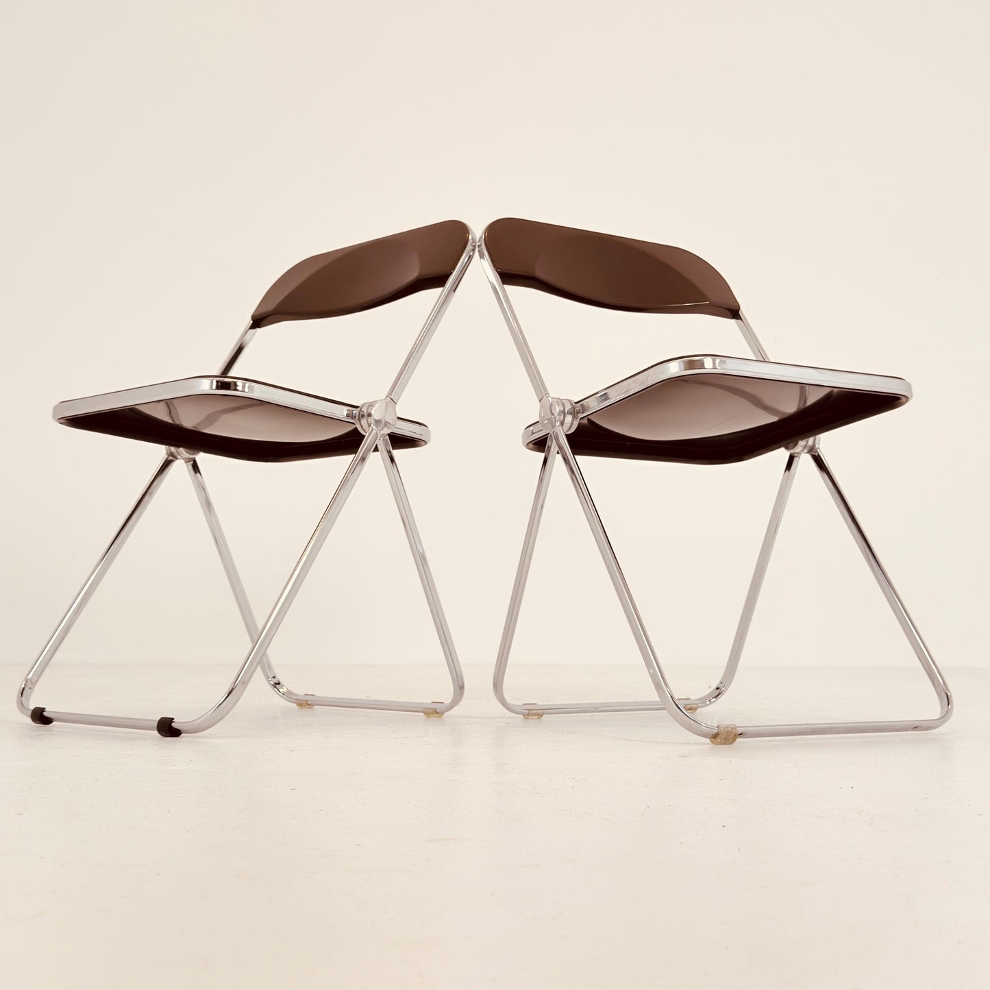 Set of 2 vintage Italian Plia Folding Chairs by Giancarlo Piretti for Castelli, 1970s
