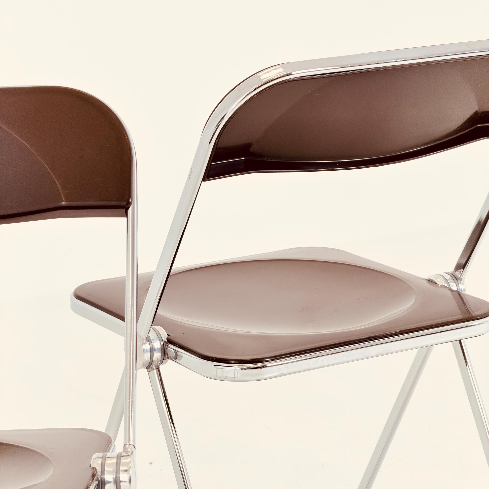 Set of 2 vintage Italian Plia Folding Chairs by Giancarlo Piretti for Castelli, 1970s