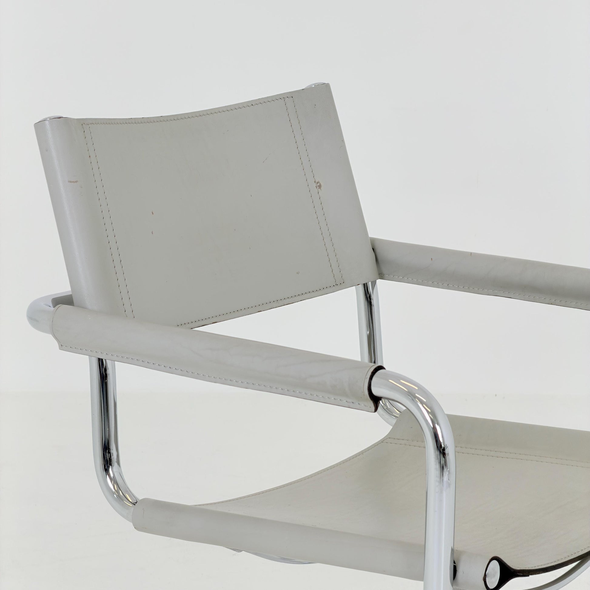 1 of 3 Mid century Bauhaus Matteo Grassi MG5 Cantilever Armchairs by Mart Stam, Italy, 1980s – Model B34