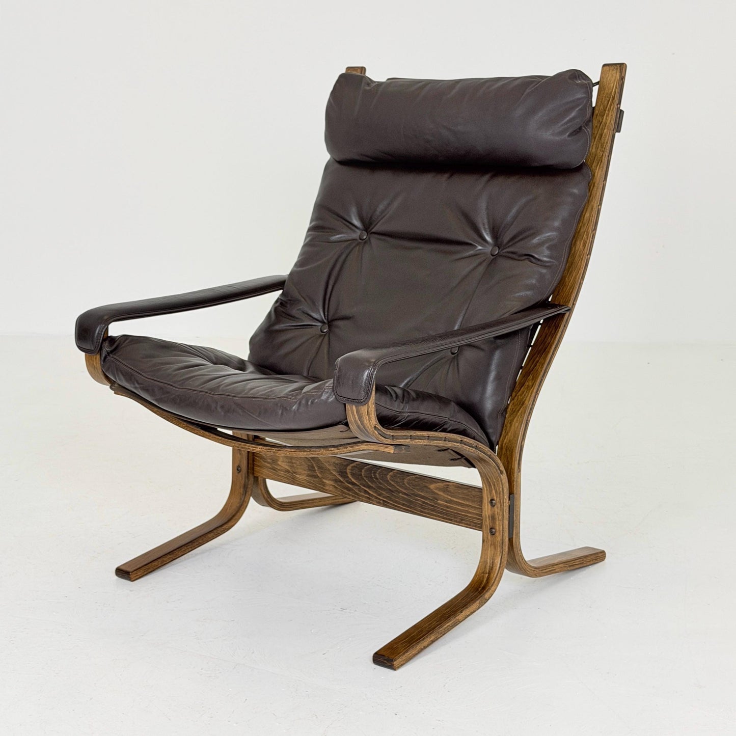 Mid century Ingmar Relling Danish Modern Siesta brown leather Chair with High Back and Armrests from Westnofa Norway 1960s